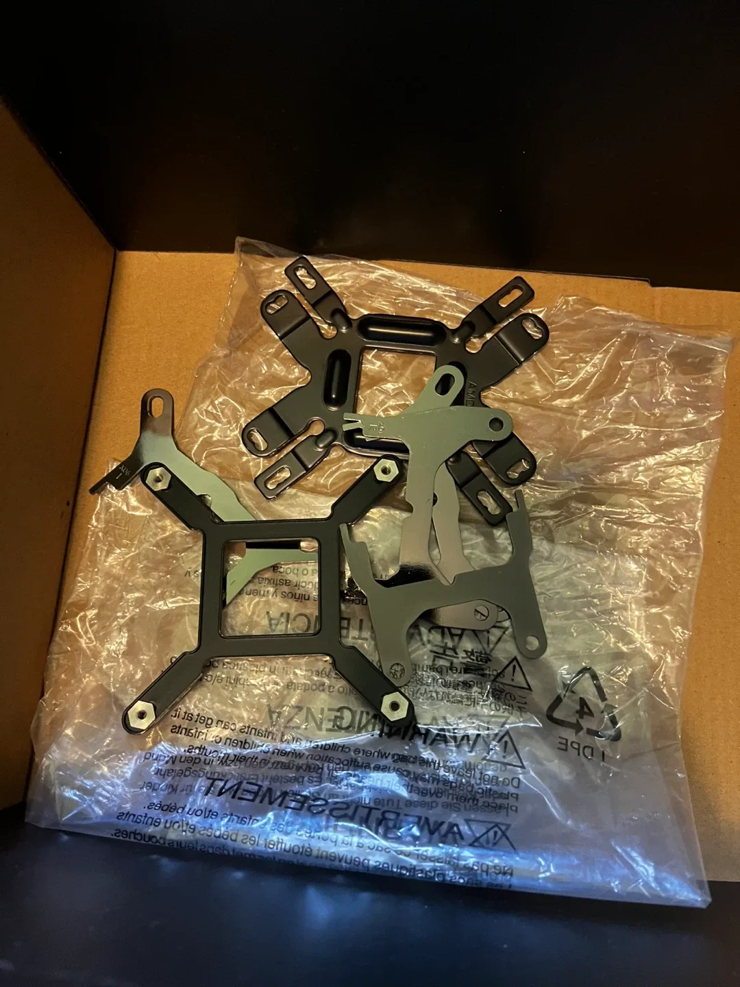 Corsair H100i RGB Platinum Liquid CPU Cooler - Read description image indicator(3)