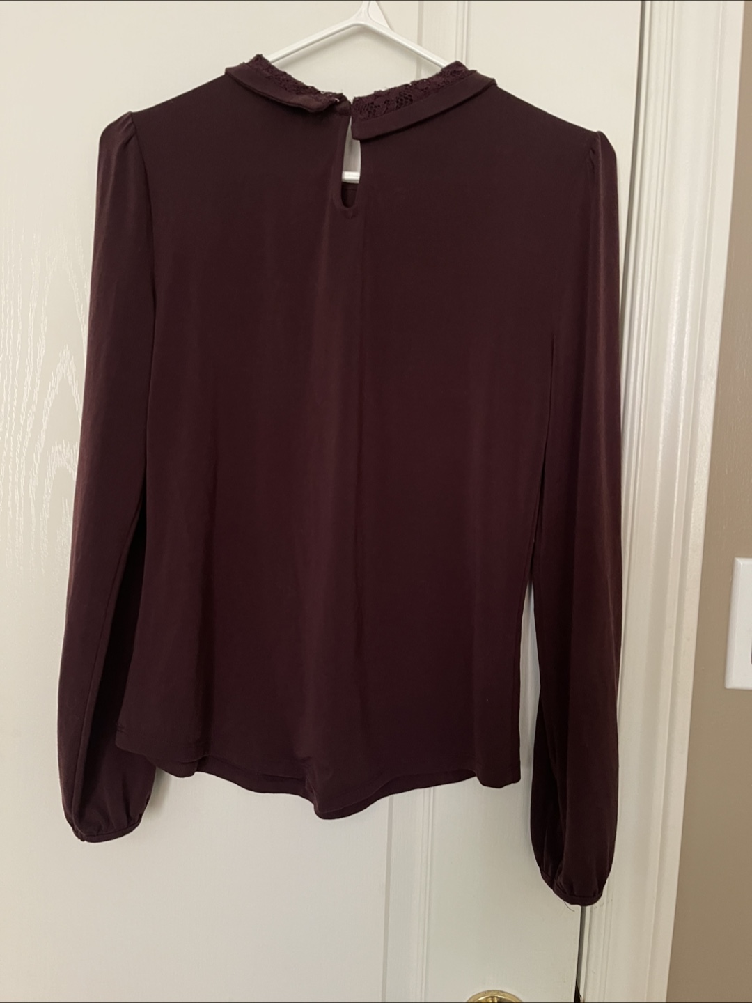 Ann Taylor Burgundy Blouse - Size XS - photo 3