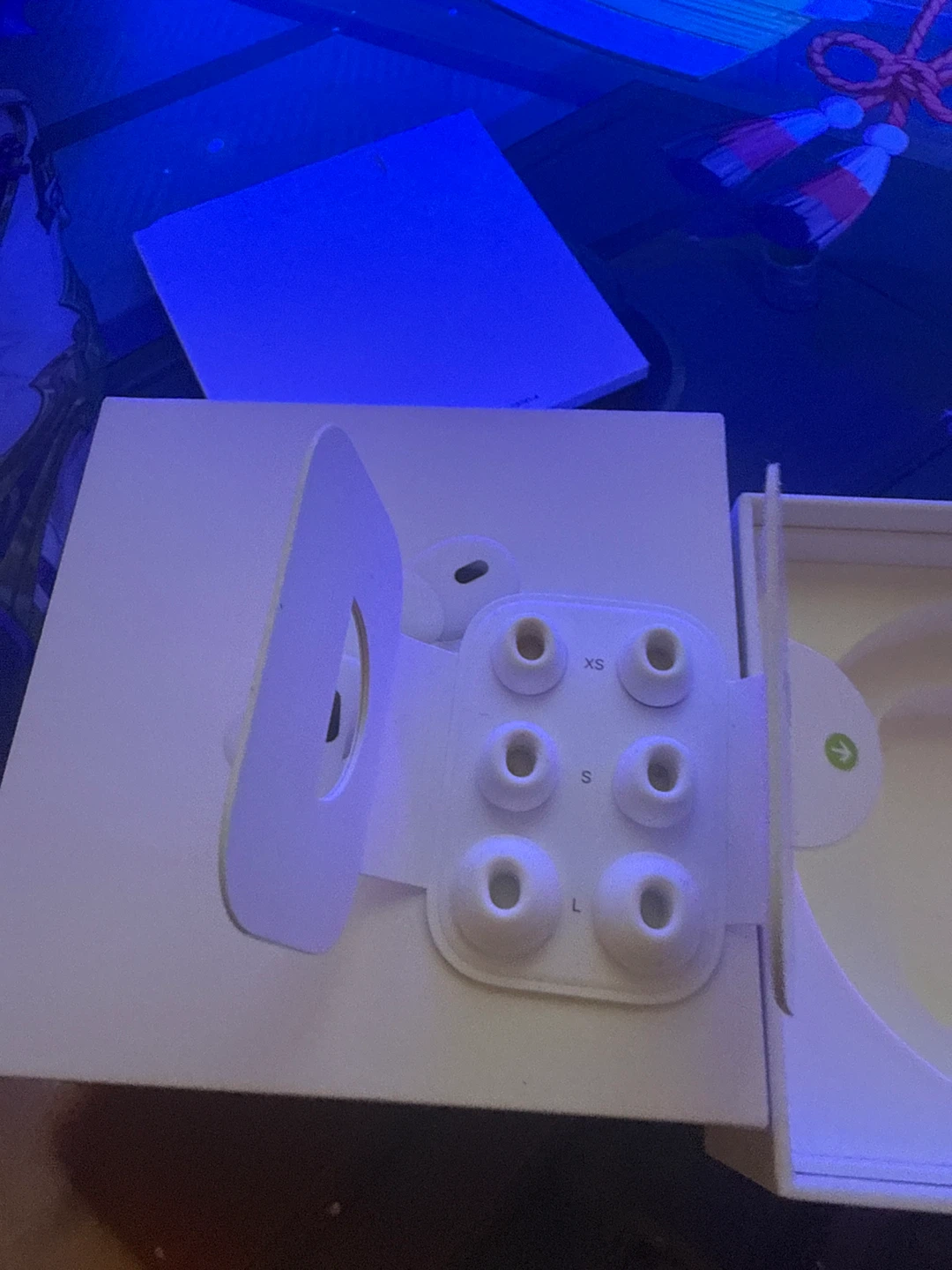 AirPods Pro 2nd Gen - photo 5