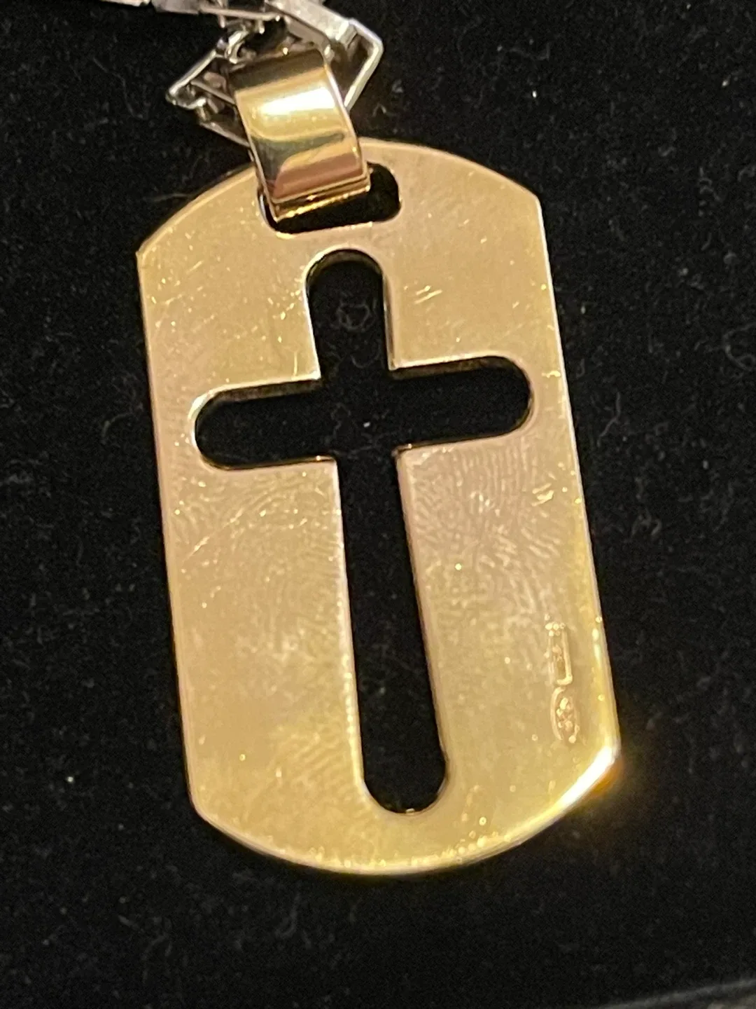 AUTHENTIC TWO-TONE D&G CROSS DOG TAG (UNISEX) image indicator(2)