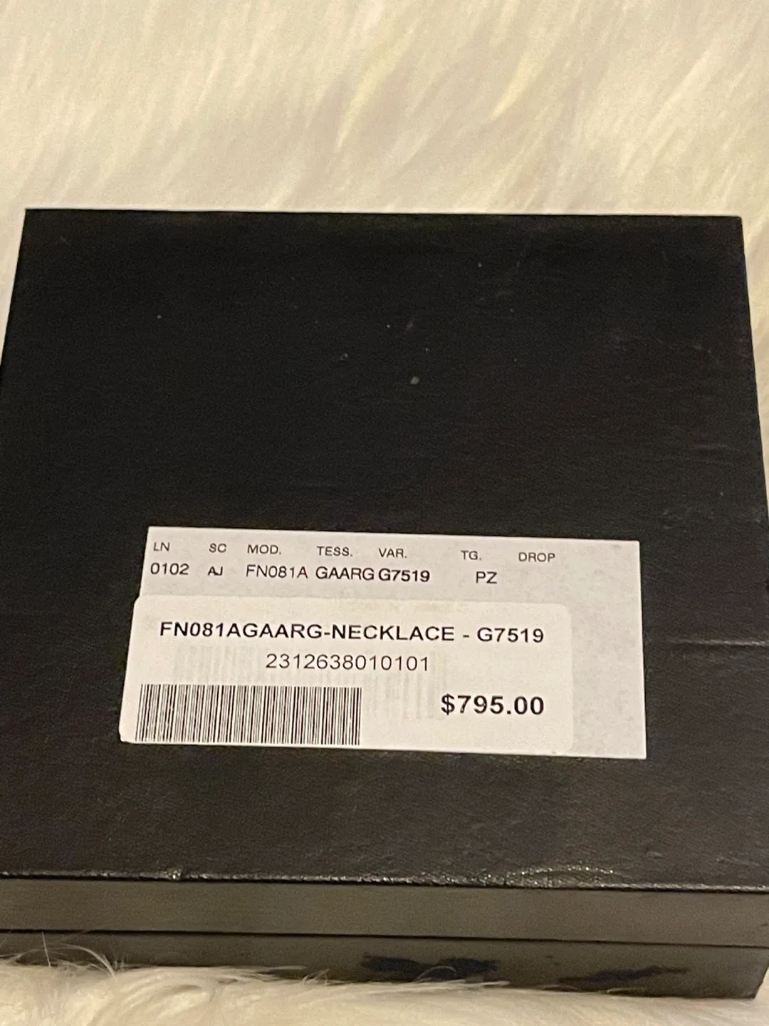 AUTHENTIC TWO-TONE D&G CROSS DOG TAG (UNISEX) image indicator(8)