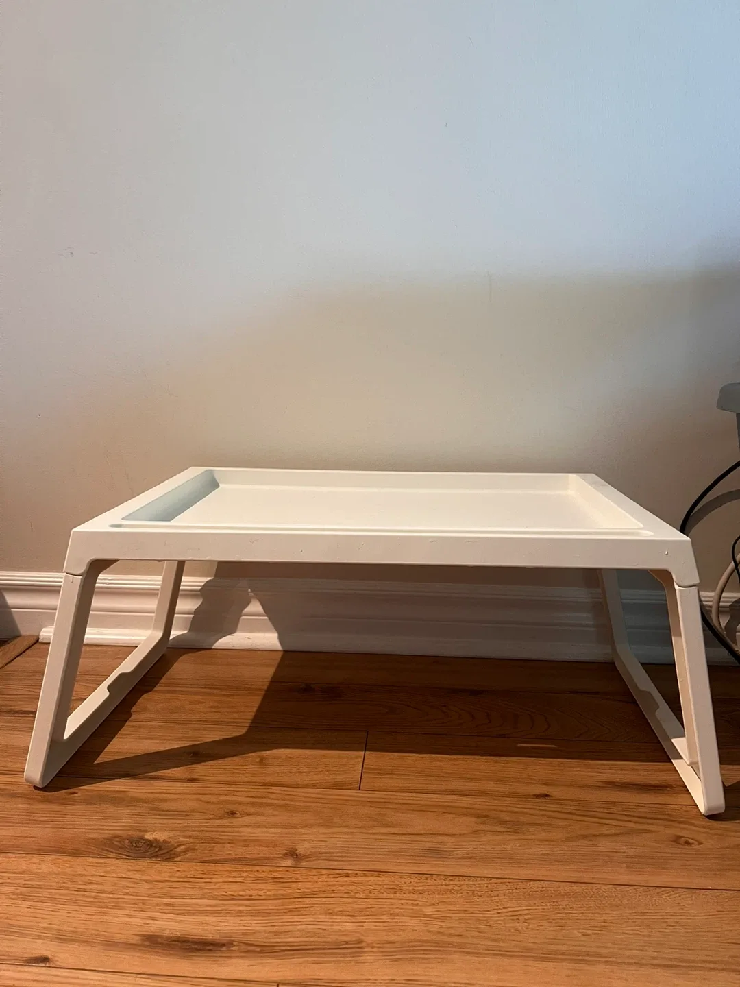IKEA White Tray Table - Breakfast 🥞 in bed! thumbnail