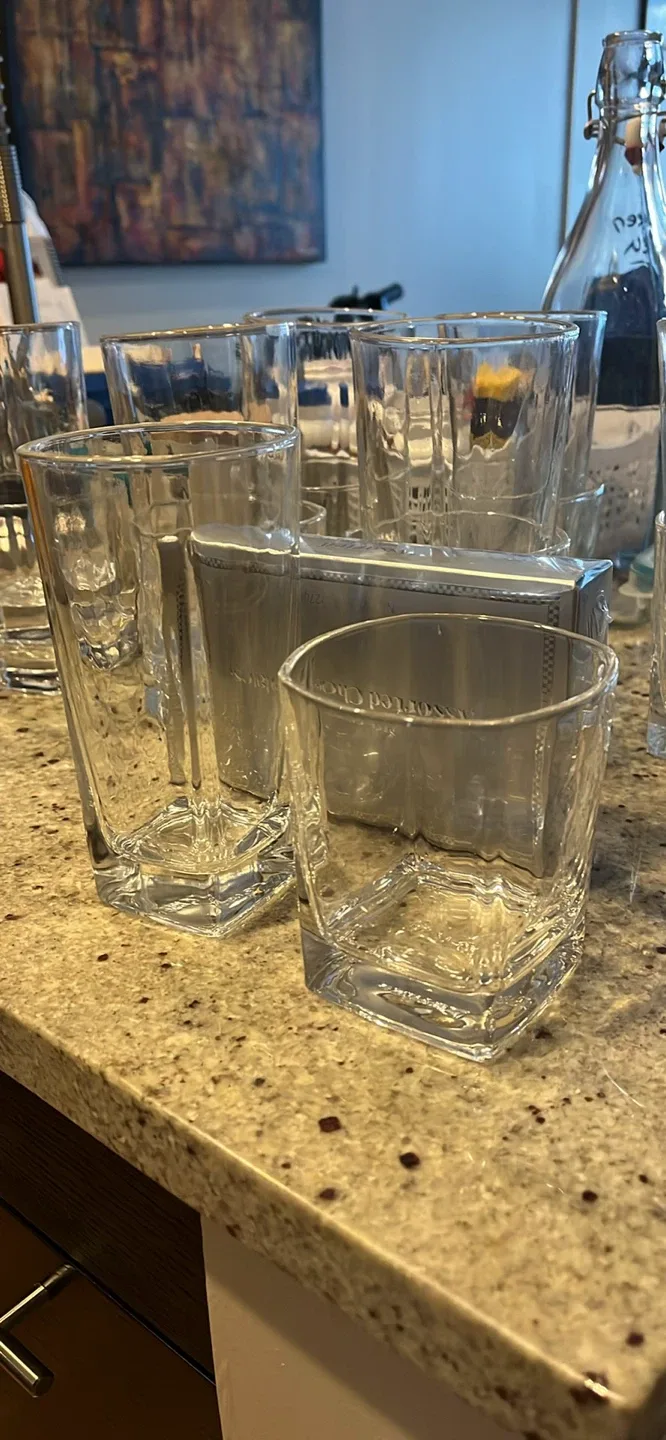 Set of 12 Textured Clear Drinking Glasses thumbnail