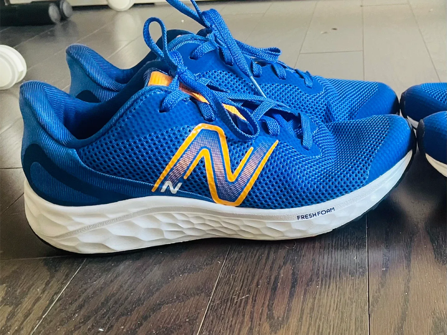 New Balance Fresh Foam Arishi v4 Blue Shoes Size 8.5 image indicator(3)