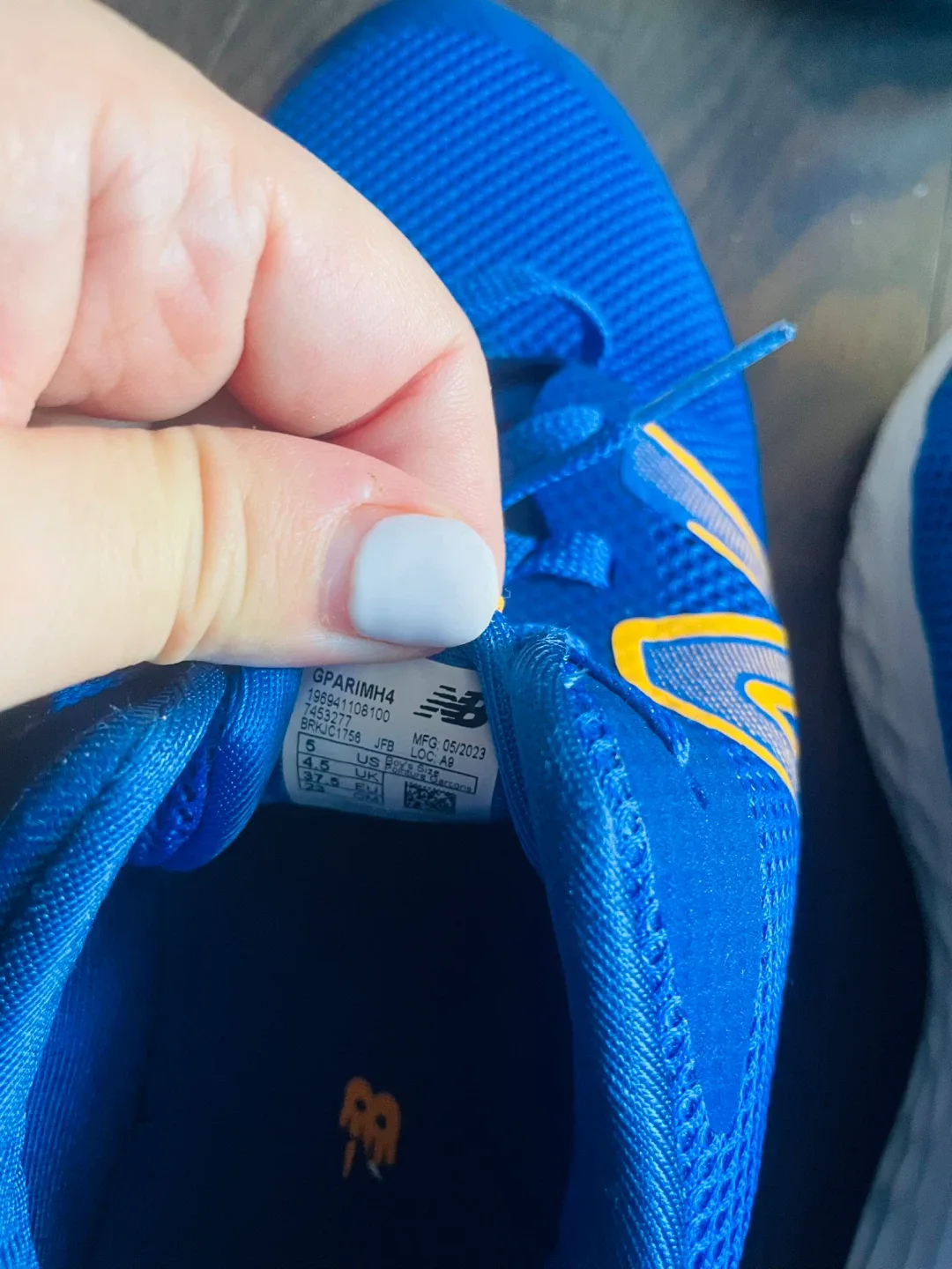 New Balance Fresh Foam Arishi v4 Blue Shoes Size 8.5 image indicator(7)