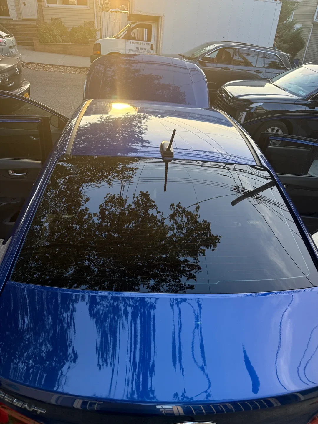 Hyundai Accent - Blue Sedan image indicator(10)