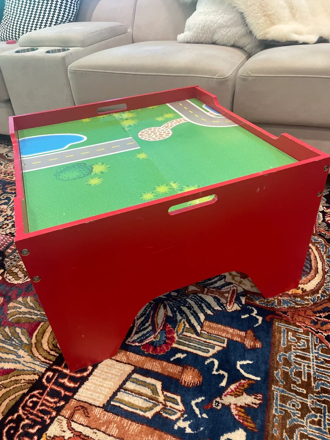 Discovery Kids Red Activity Table image indicator(3)