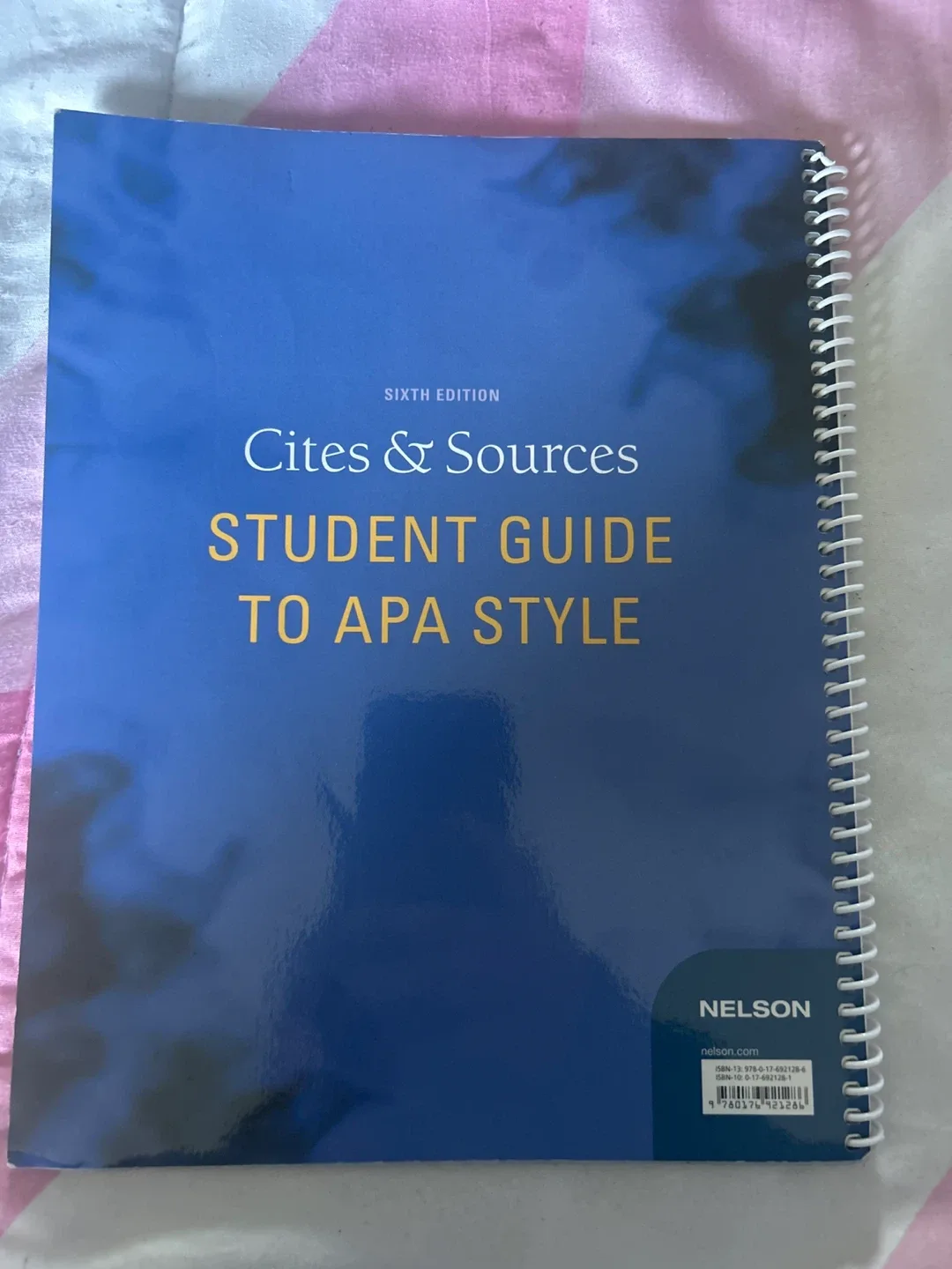 Cites & Sources Student Guide to APA Style image indicator(2)