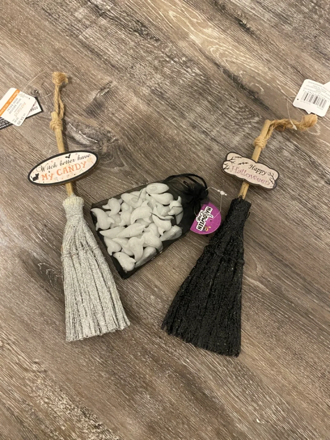 New Ashland Halloween Mini Brooms & Halloween Craft Set thumbnail