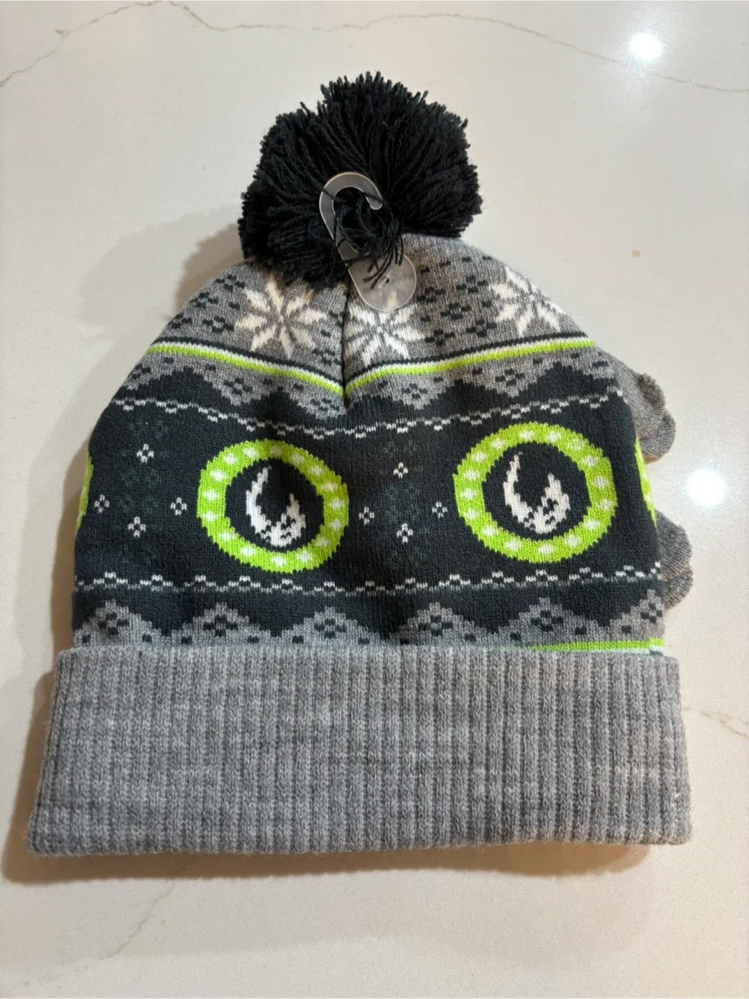 Star Wars Mandalorian “The Child”Hat & Glove Set - Size 4-6X image indicator(3)