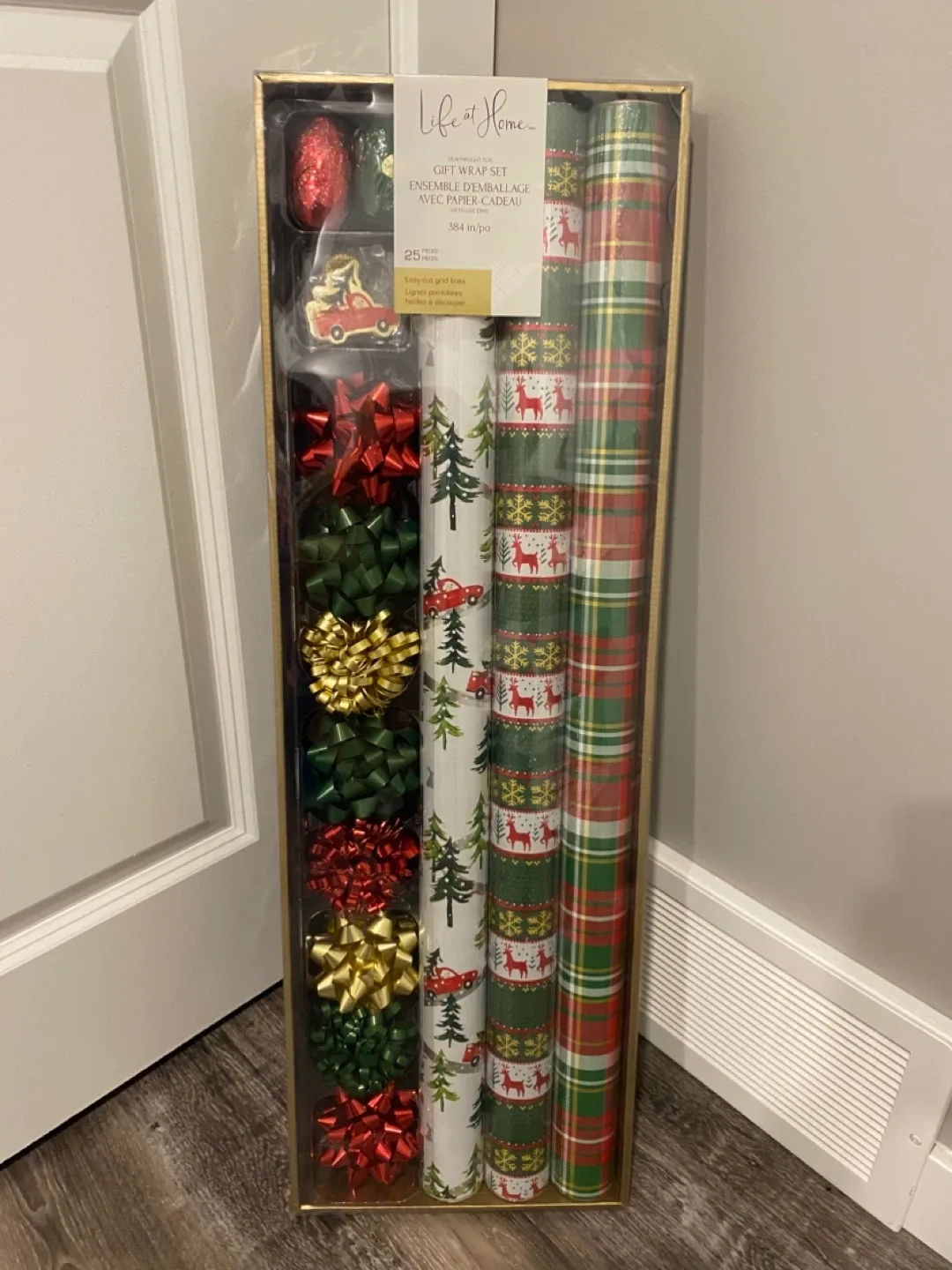 Holiday Set Life at Home Gift Wrap Set - New in Box! thumbnail