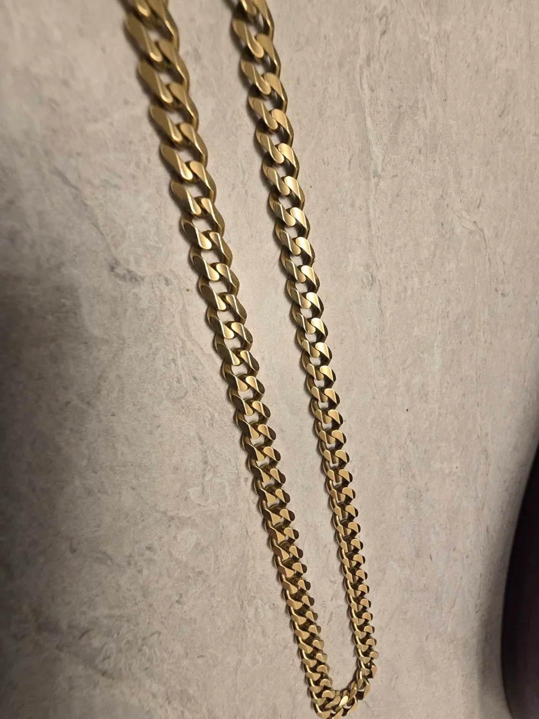 10K Gold Chain image indicator(3)