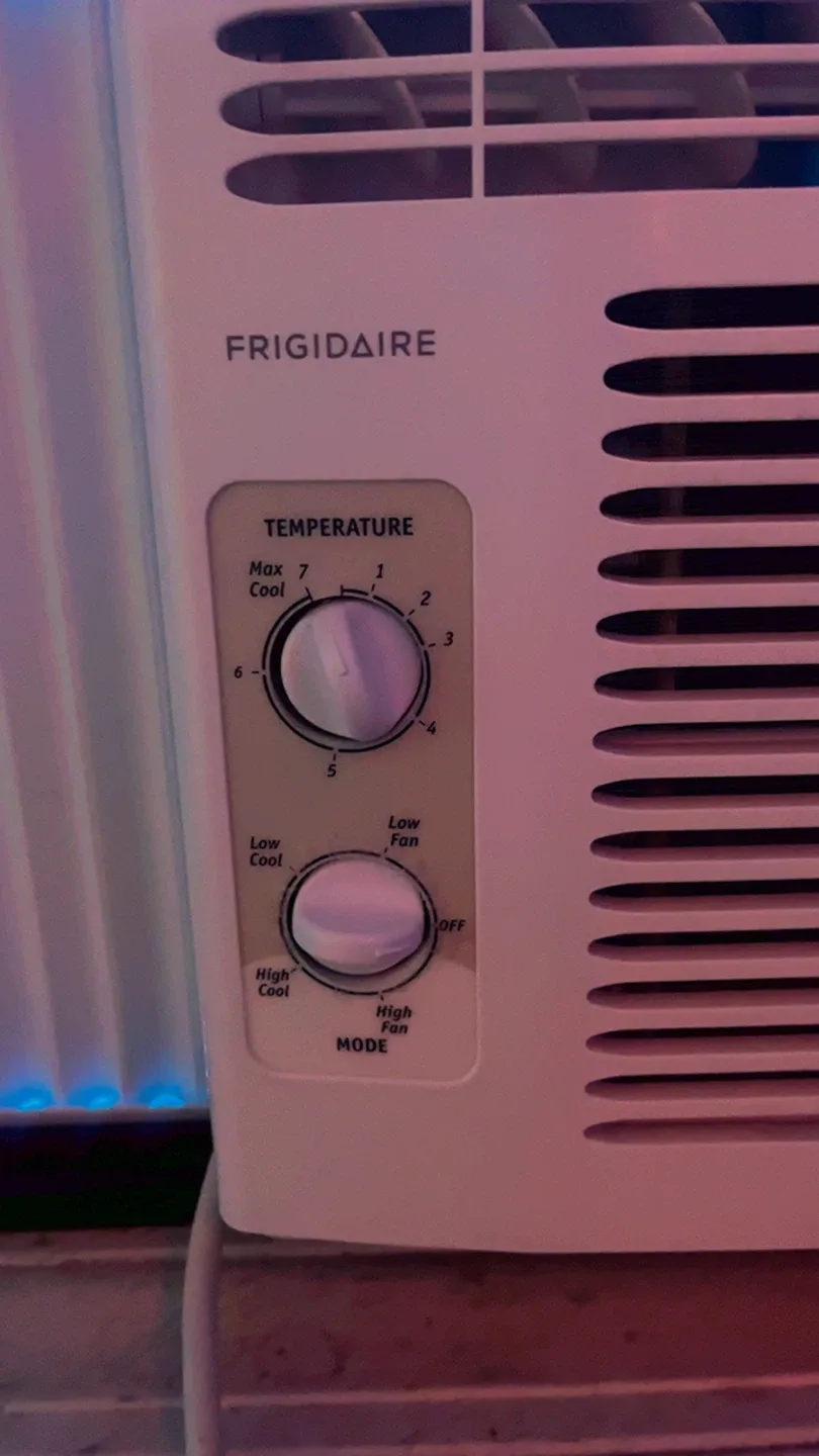 Frigidaire Window Air Conditioner image indicator(2)