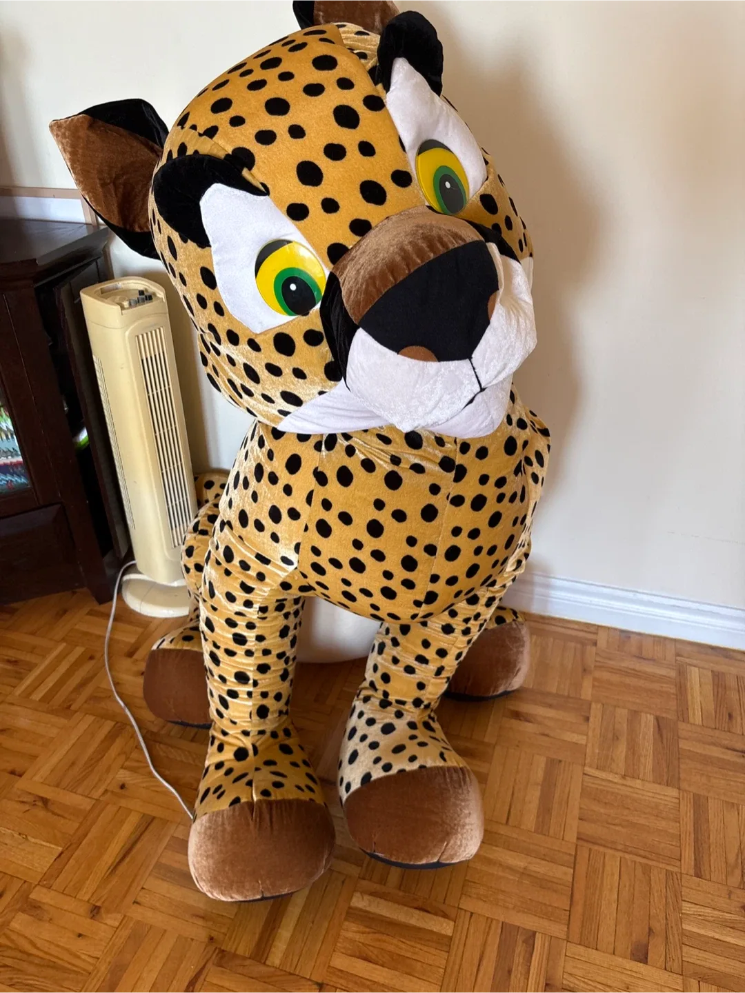 Giant Cheetah Stuffed Animal- sfpf home thumbnail