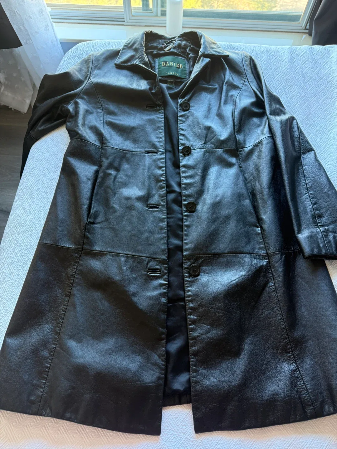 DANIER Canada Kedda Leather Trench Coat - Large image indicator(3)