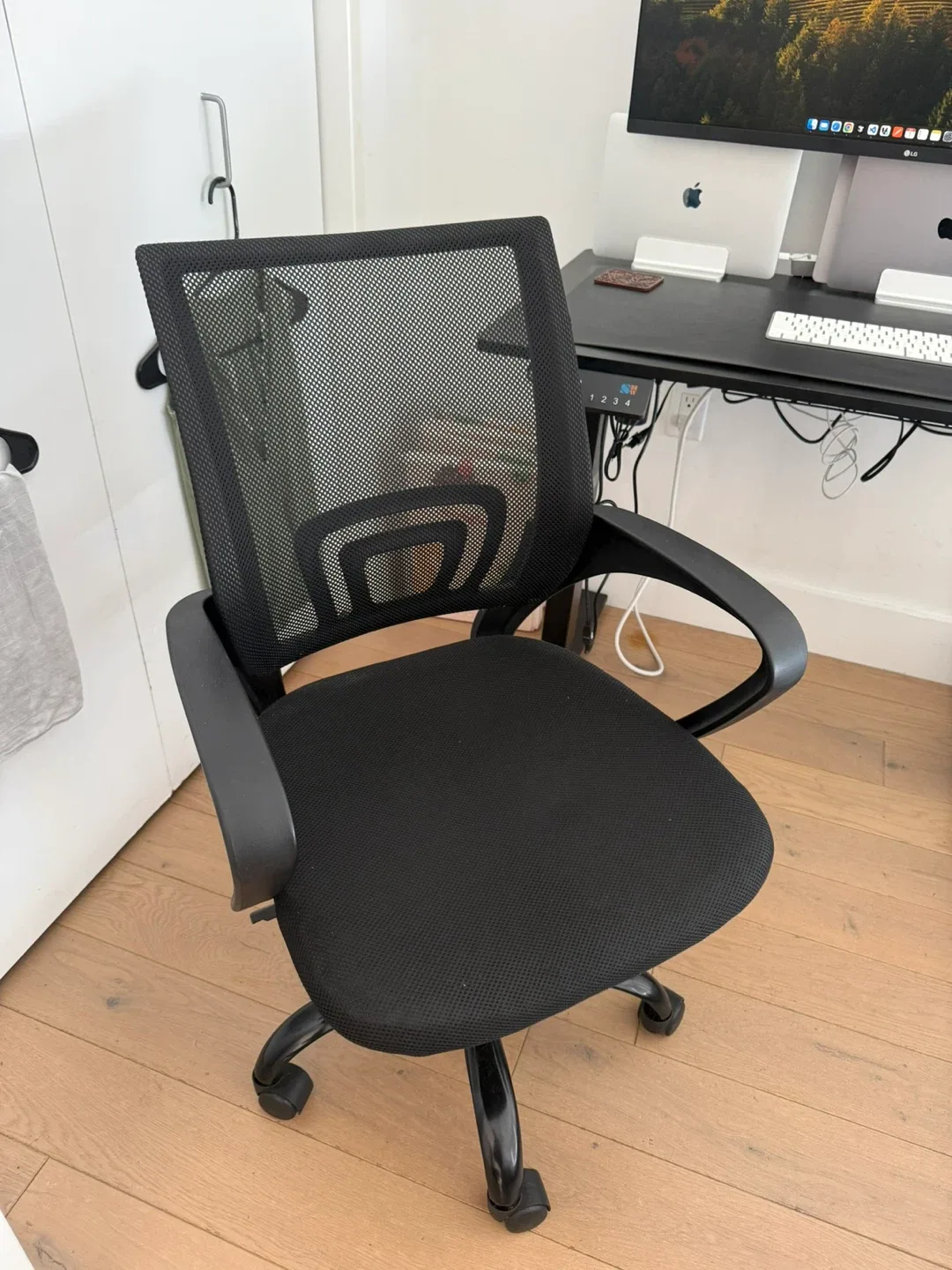 Standing Desk, 34” UltraWide Monitor, Chair & More! image indicator(6)