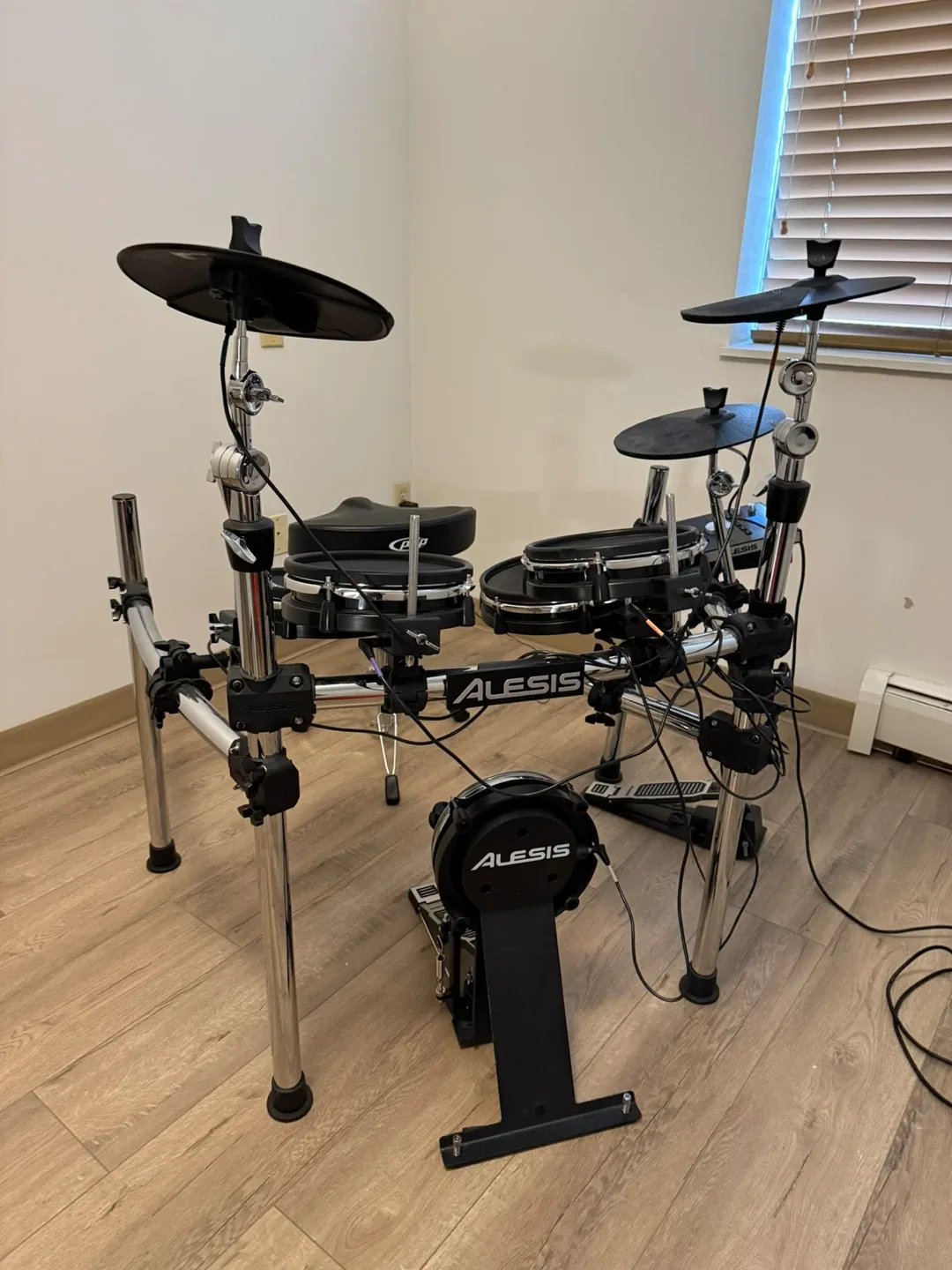 Alesis Command Electronic Drum Kit image indicator(5)