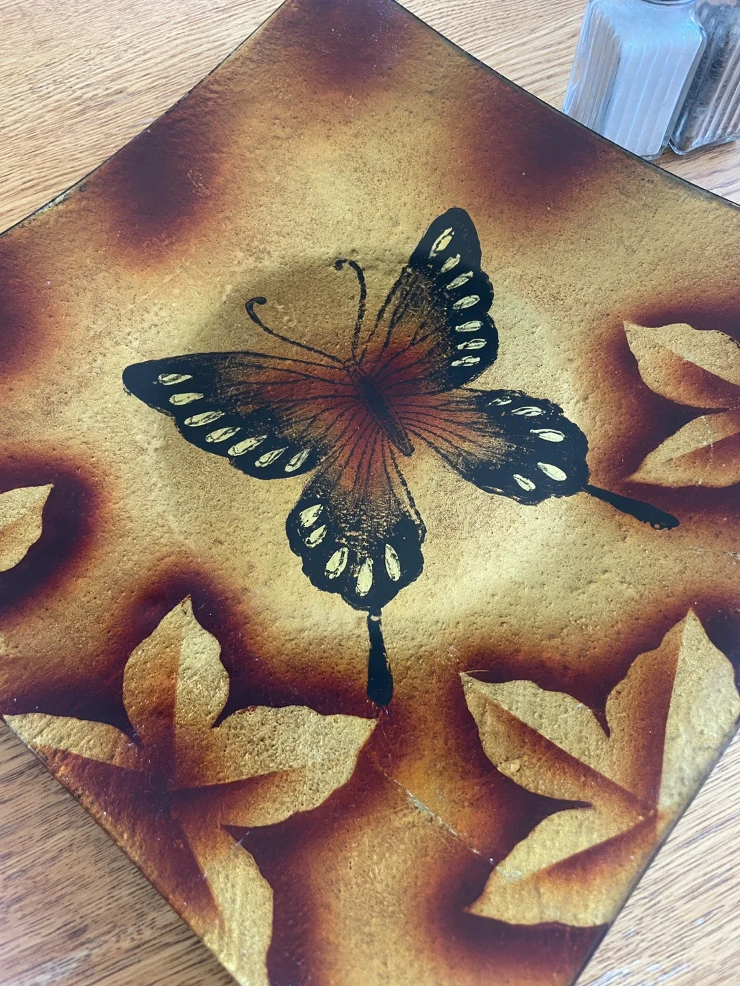 Butterfly Decorative Plate image indicator(2)