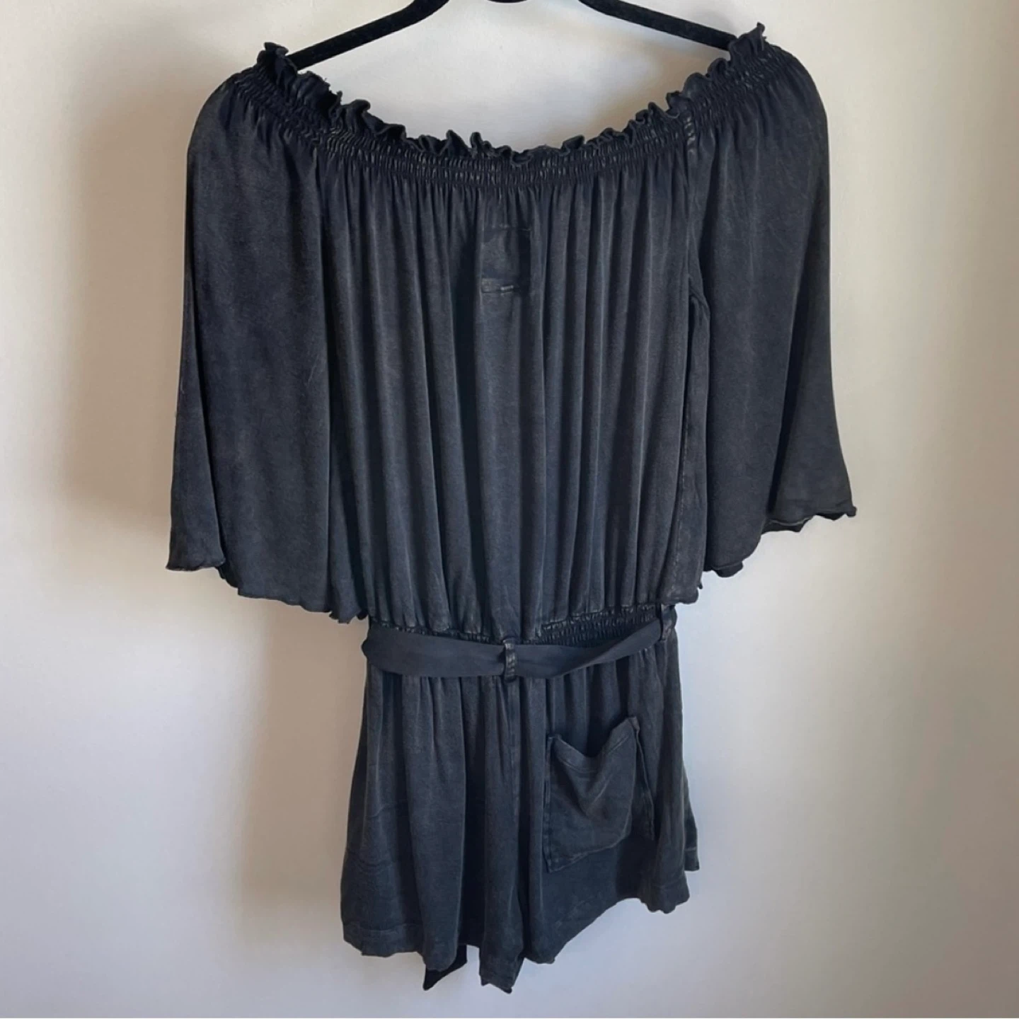 Chaser Off The Shoulder Romper with Flounce Sleeve Size M - photo 3