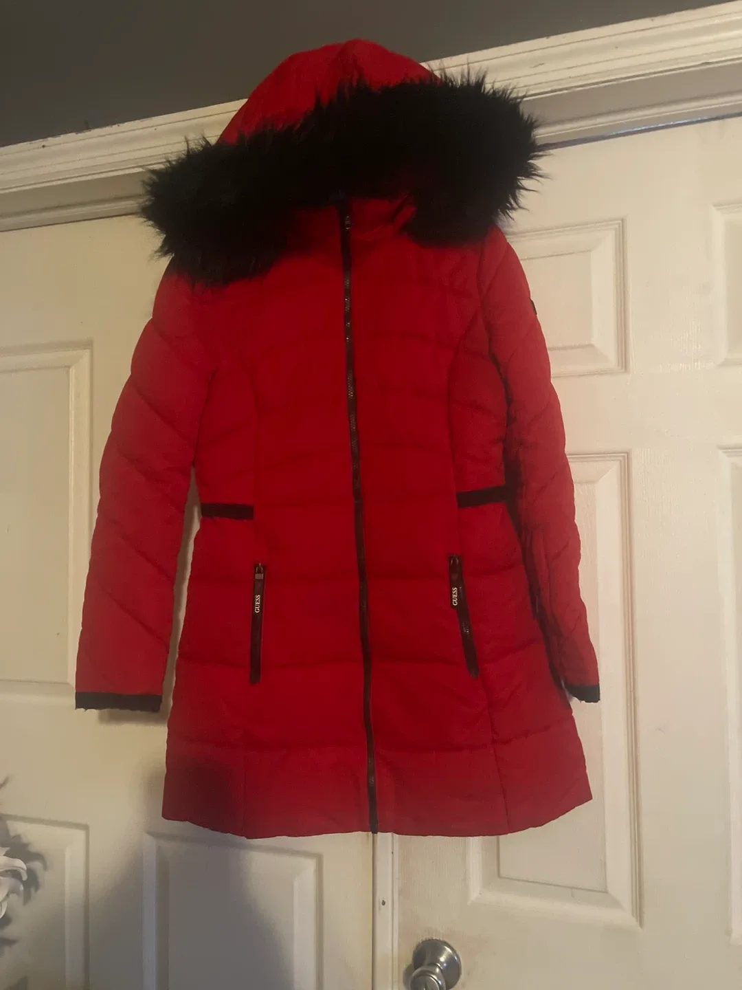Guess Red Puffer Coat image indicator(2)