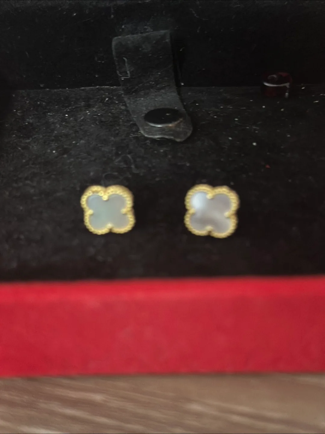 18k real gold earrings 750 stamped dubai gold image indicator(5)