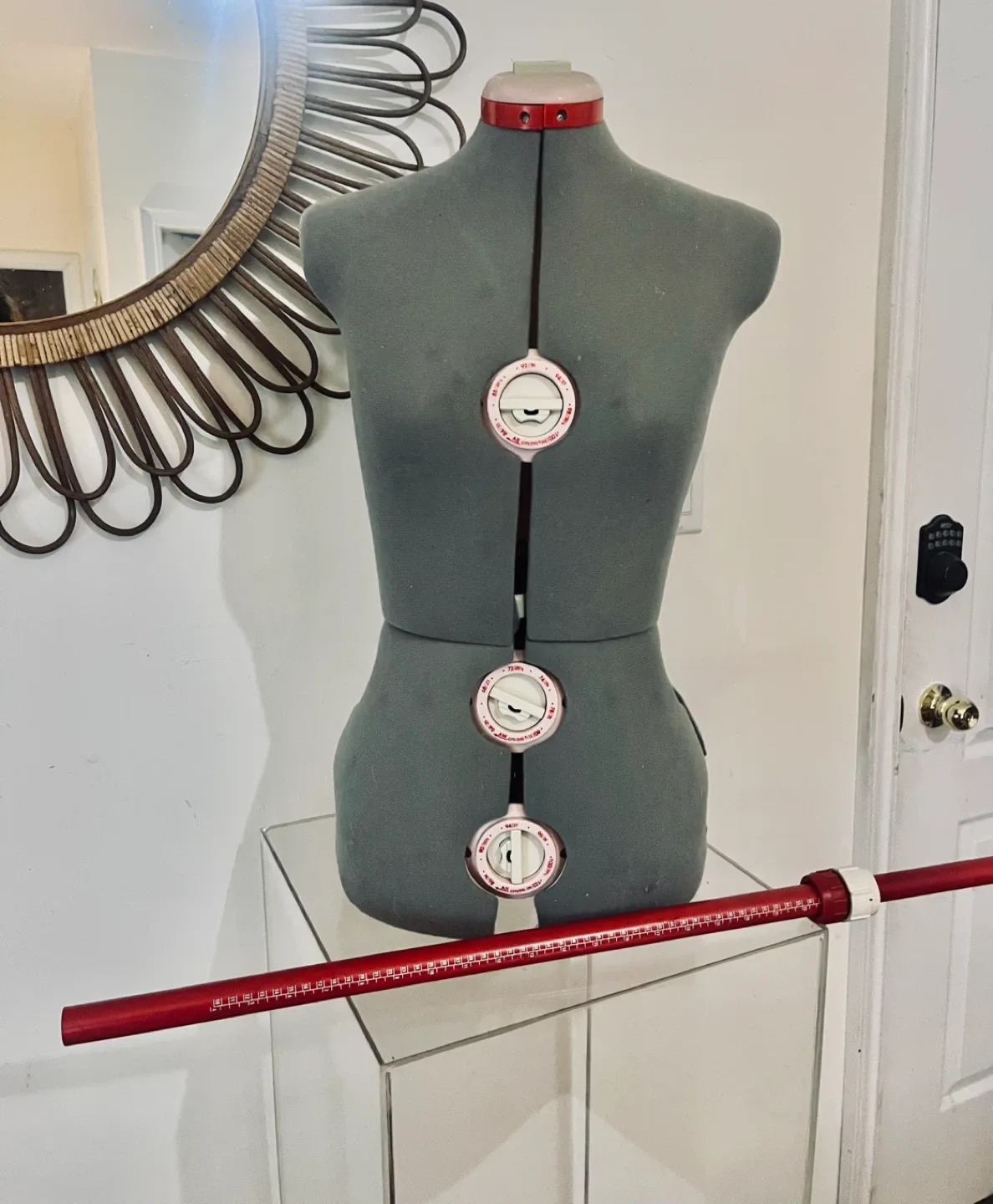 Adjustable Dress Form Mannequin