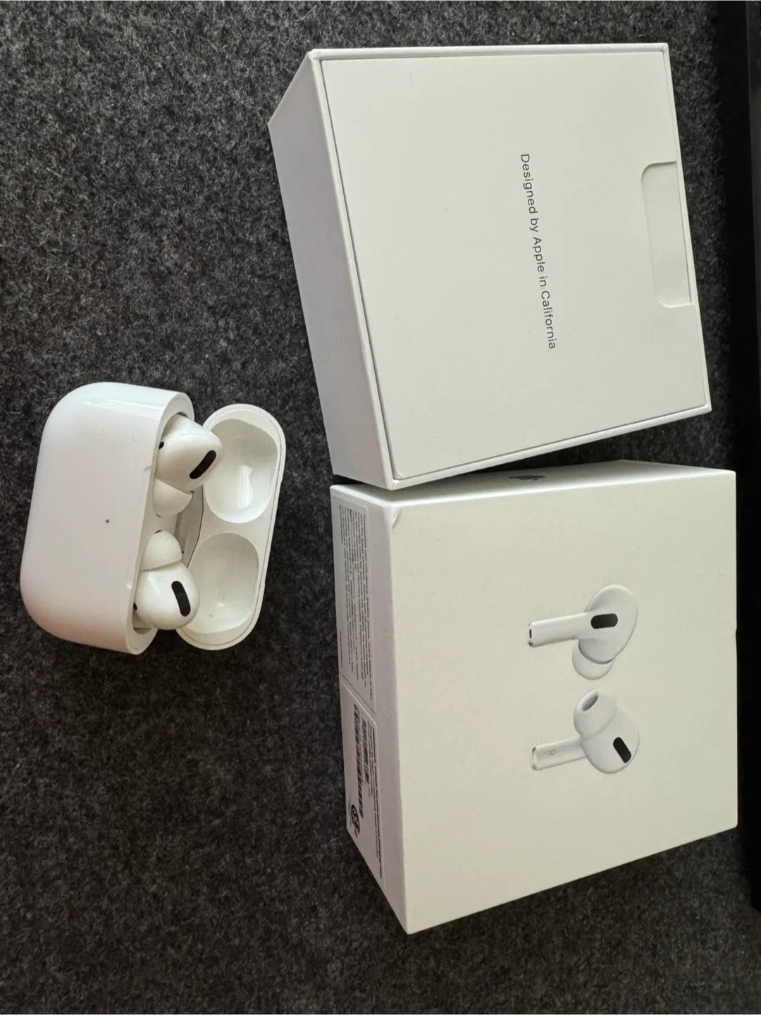 Apple AirPods Pro image indicator(3)