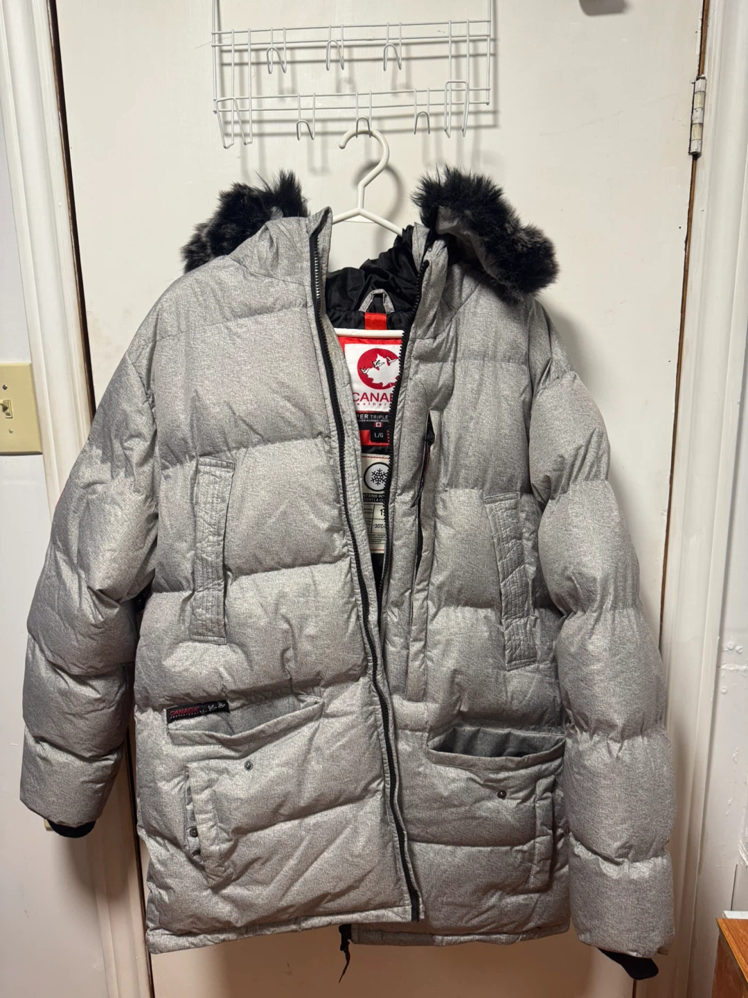 Canada Weather Gear Super Triple Goose Puffer, L