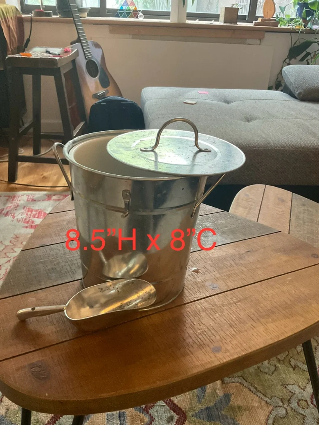 Metal Ice Bucket with Lid and Scoop thumbnail