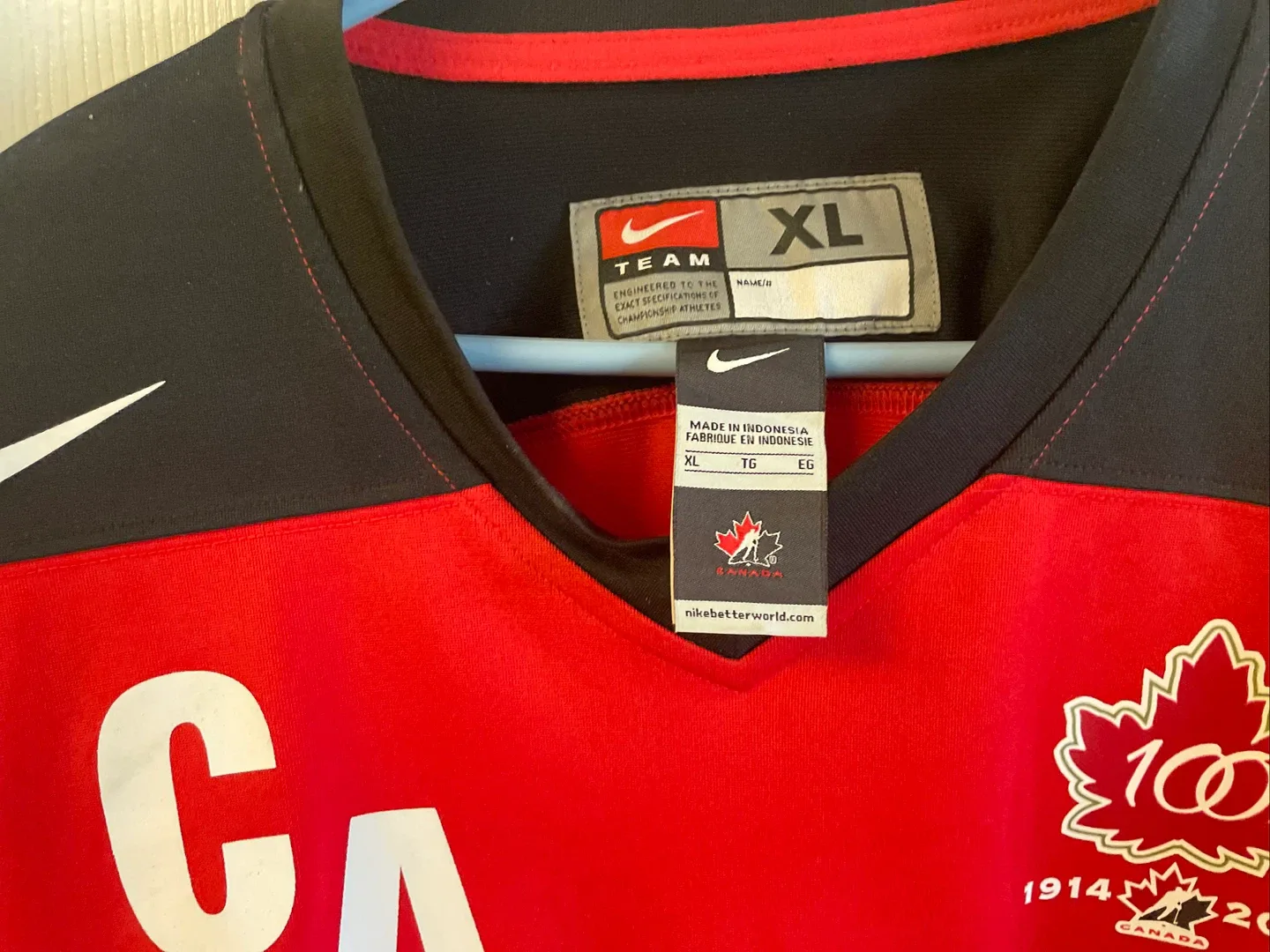 Nike Team Canada Hockey Jersey - Size XL image indicator(5)