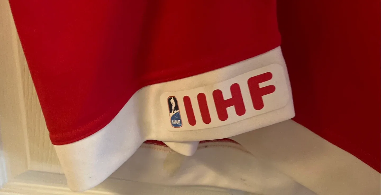 Nike Team Canada Hockey Jersey - Size XL image indicator(6)