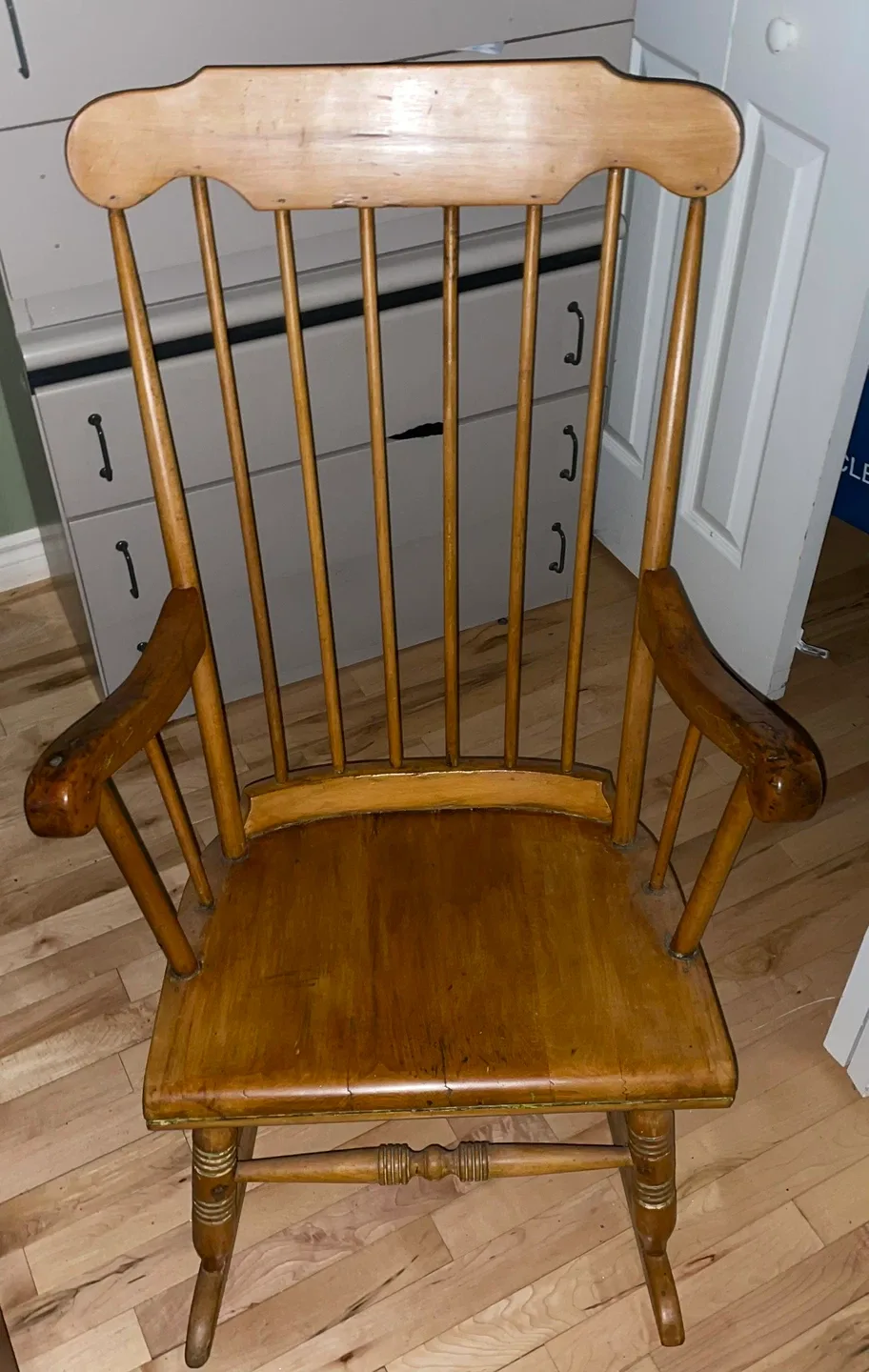 Antique Rocking Chair image indicator(2)