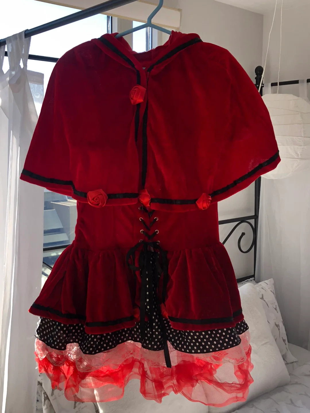 Red Riding Hood Costume image indicator(2)