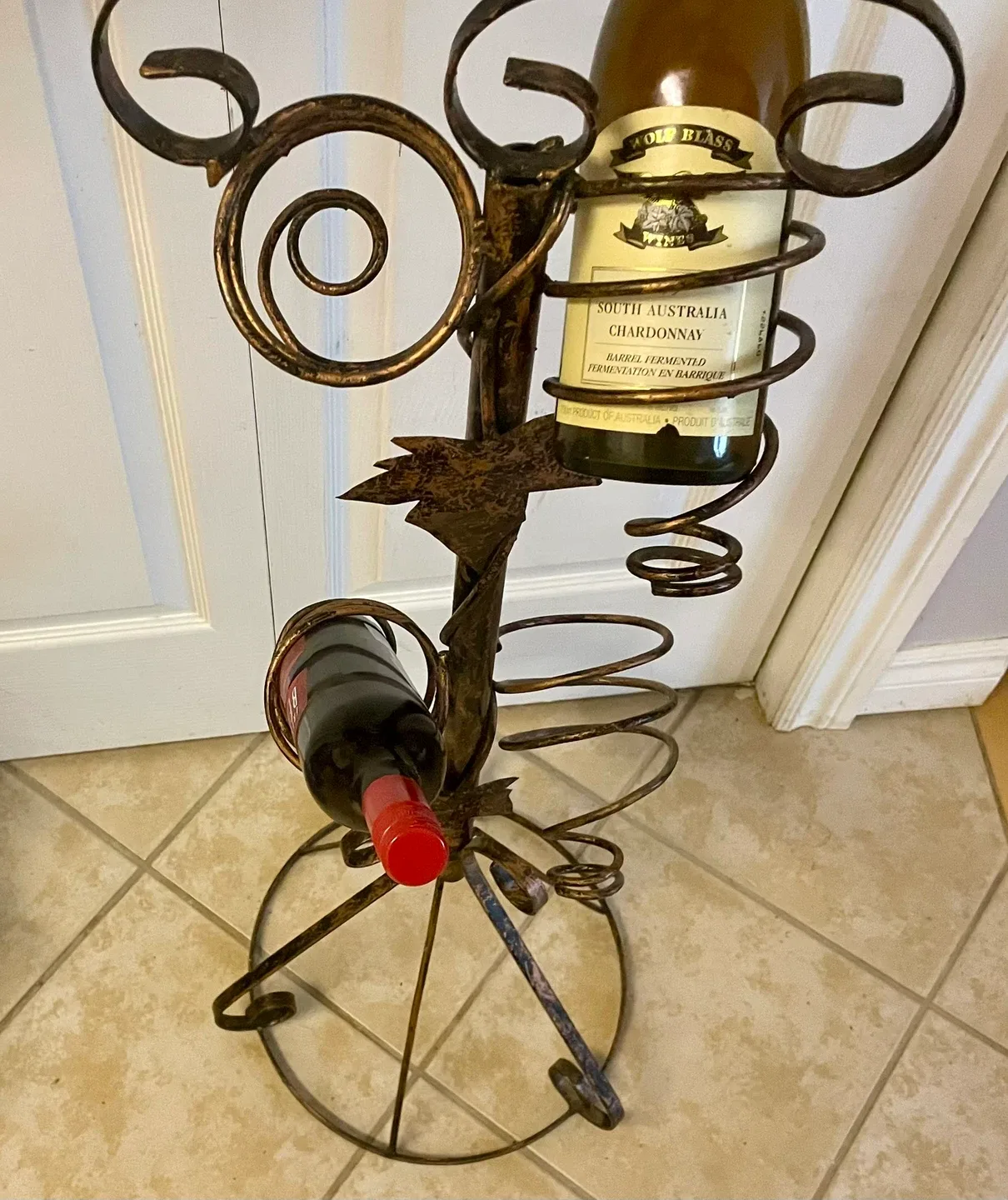 Folk Art Style Wine Rack Detailed image indicator(5)
