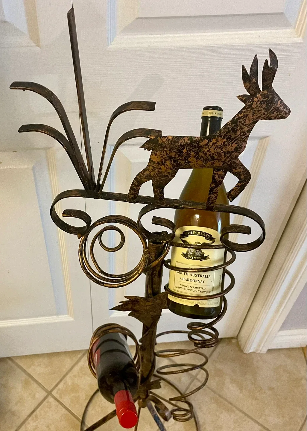 Folk Art Style Wine Rack Detailed image indicator(7)