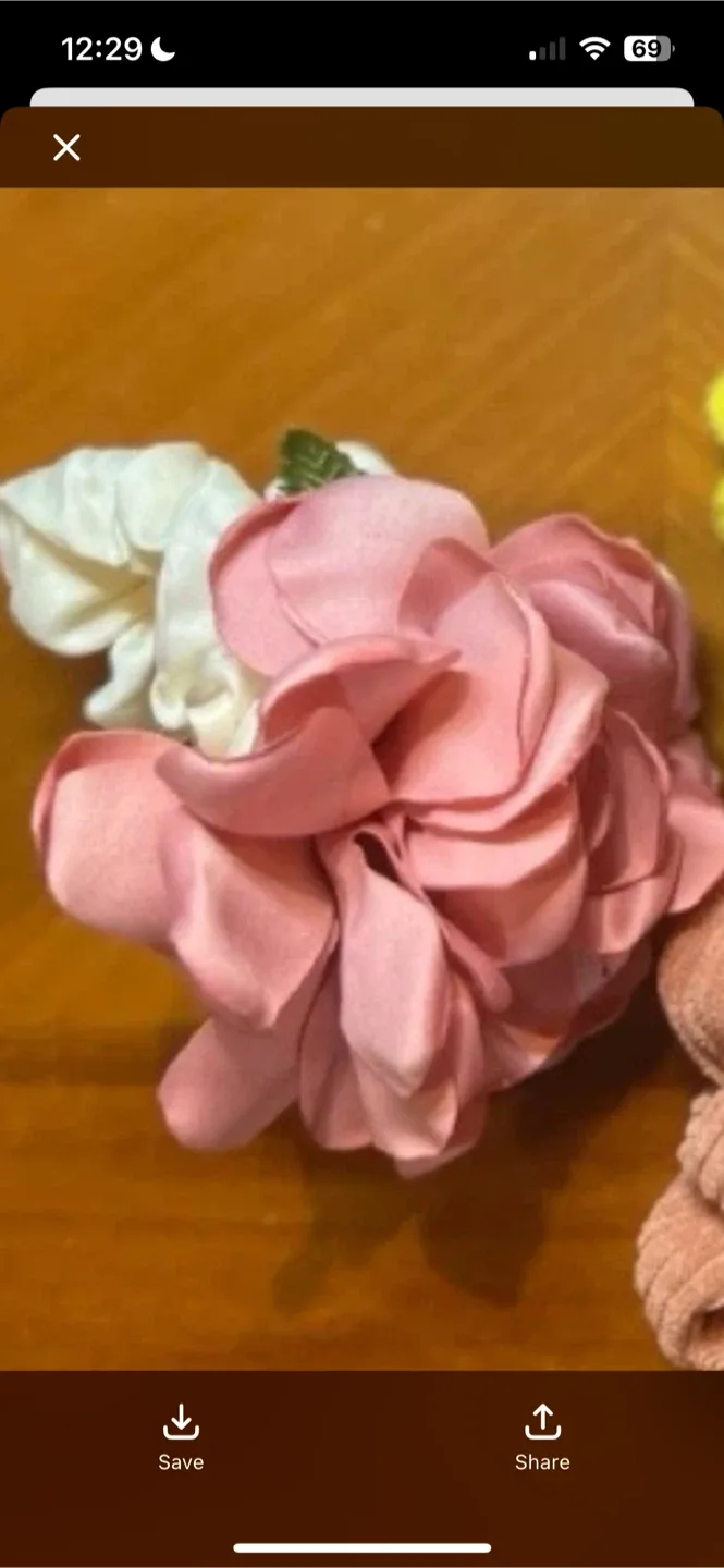 Pink Flower Hair Clip image indicator(2)