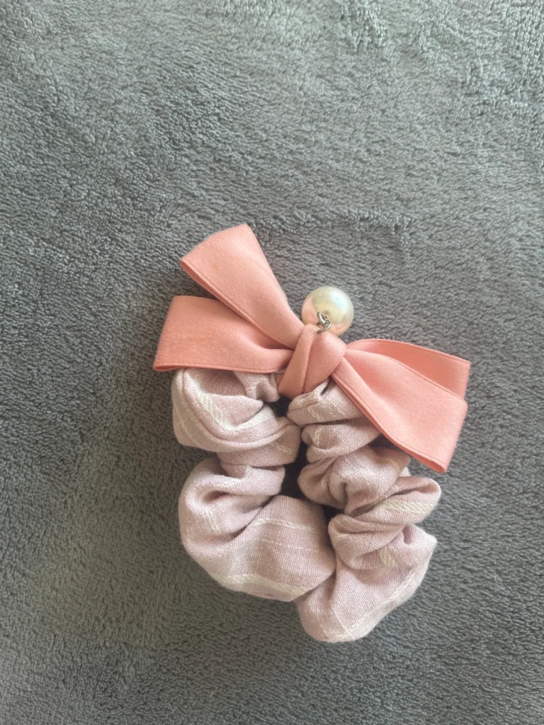 Pink Bow Scrunchie Hair Accessory image indicator(2)