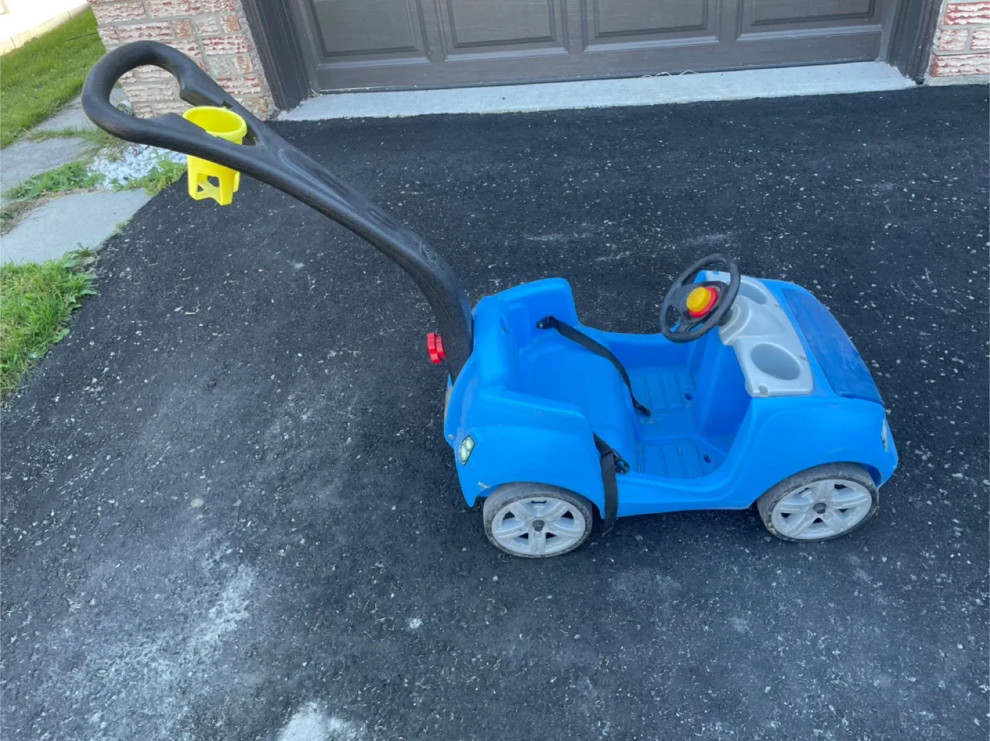 Step2 Blue Whisper Ride Touring Wagon image indicator(4)