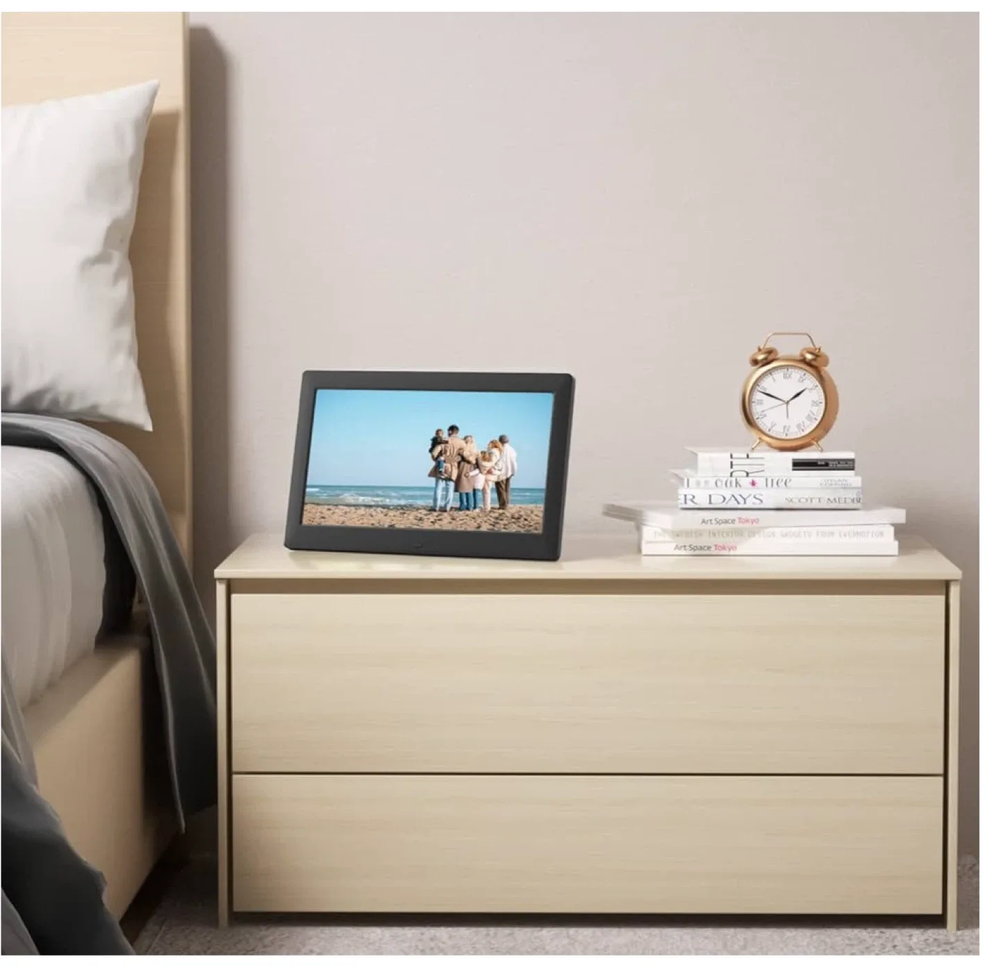 Dhwazz Digital Picture Frame - 10.1 inch thumbnail