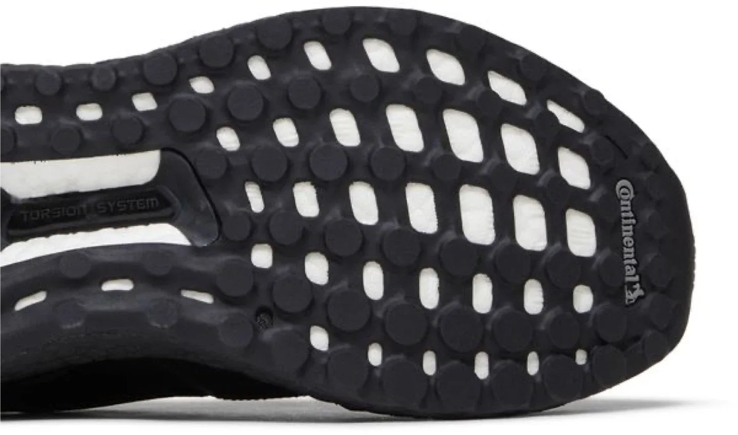 Swarovski x Adidas Woman Ultraboost Slip-on DNA Triple Black image indicator(7)