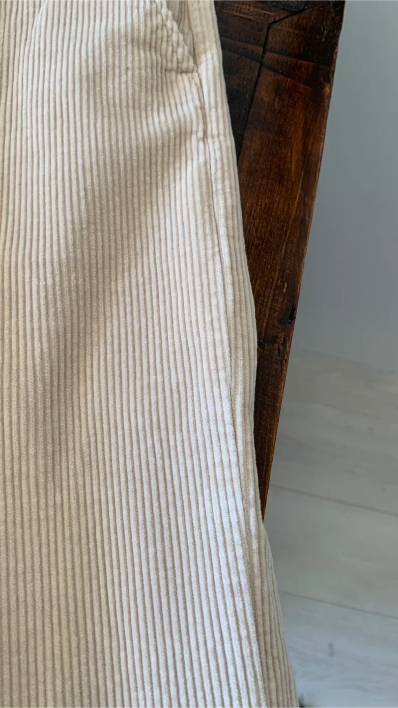 TNA Corduroy Trousers - Size 6 image indicator(7)