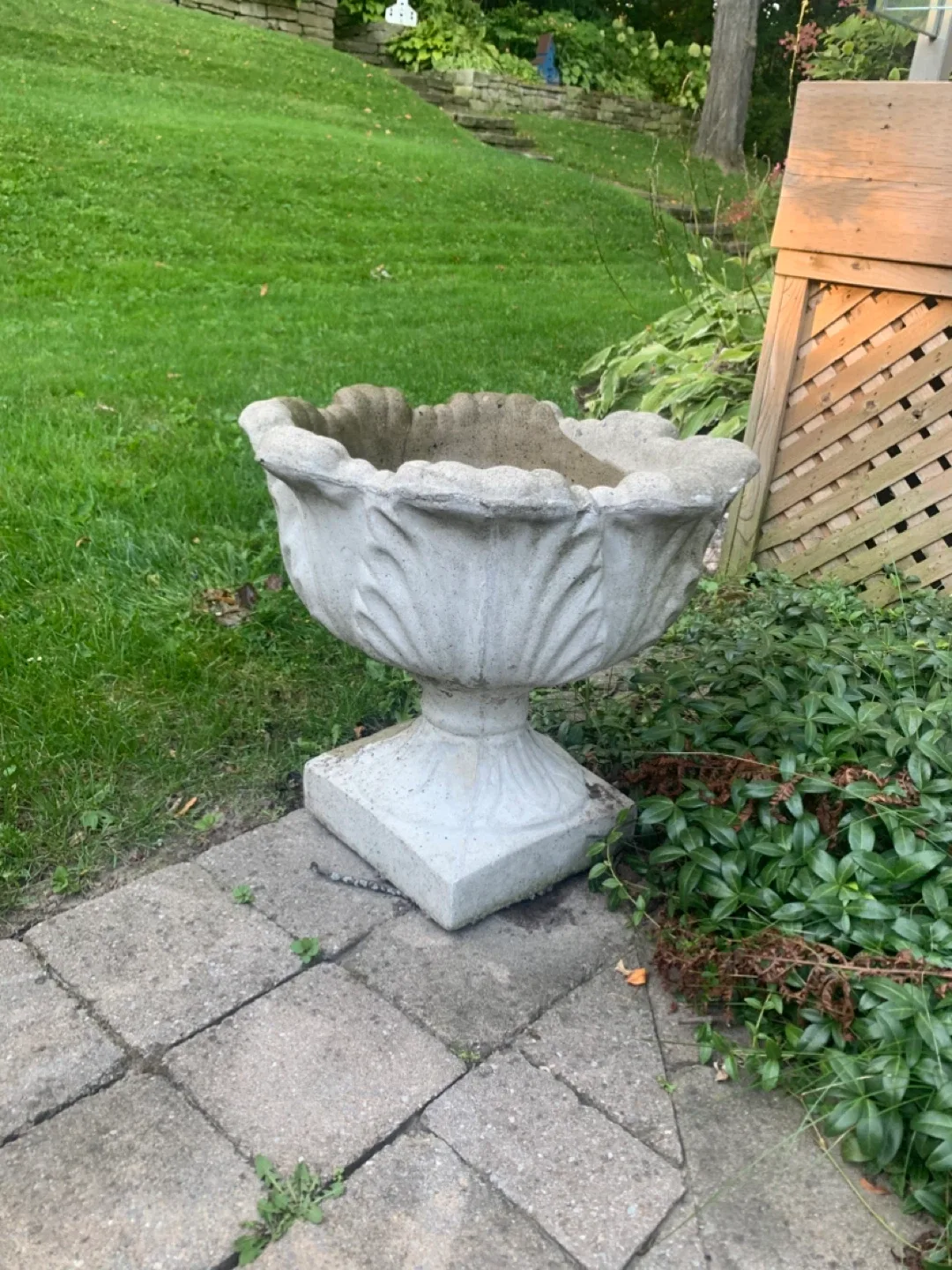Concrete Garden Planter thumbnail
