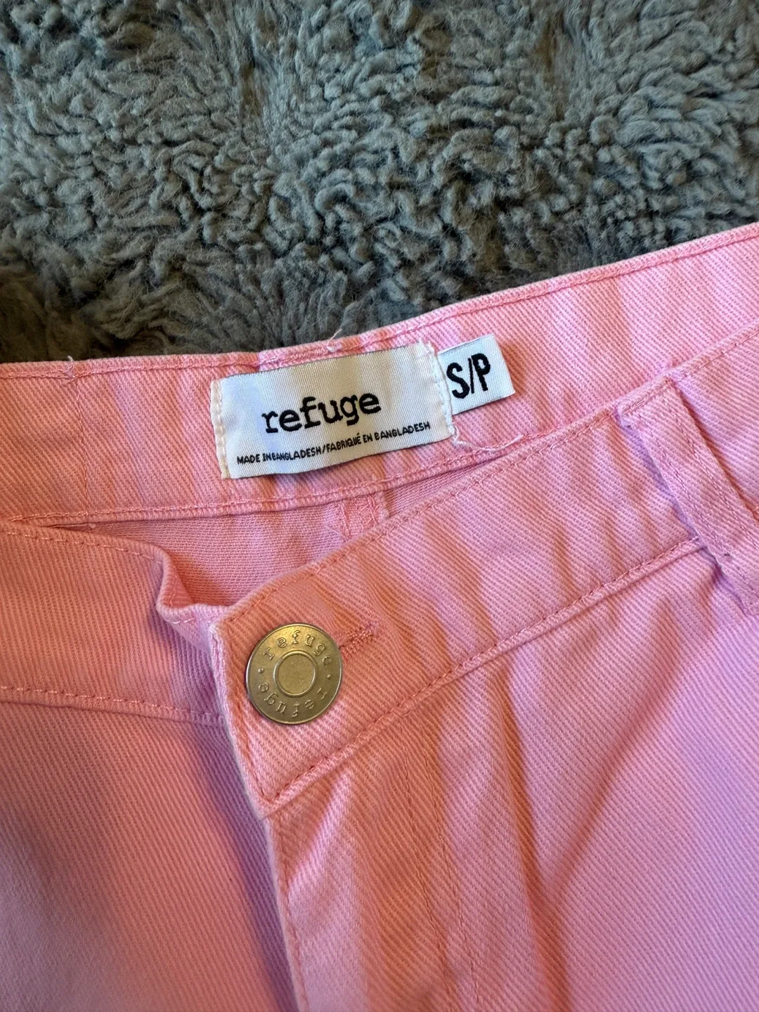 Refuge Pink Cargo Pants - Size S/P image indicator(3)