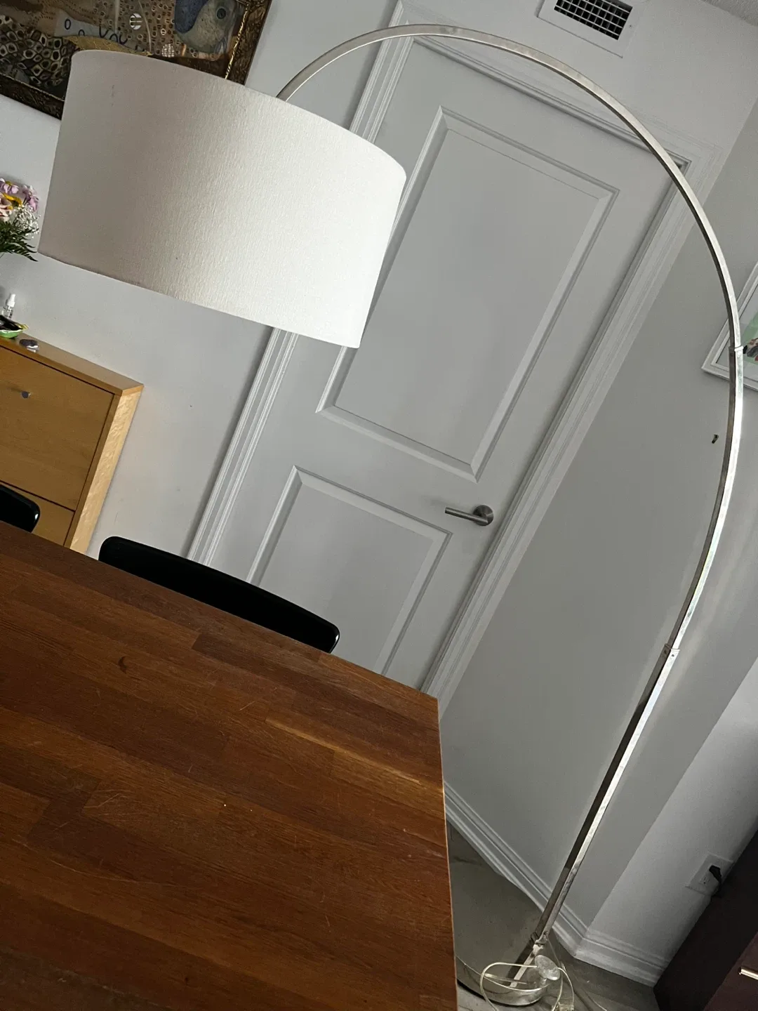 Off white and silver Floor lamp lounge style image indicator(6)