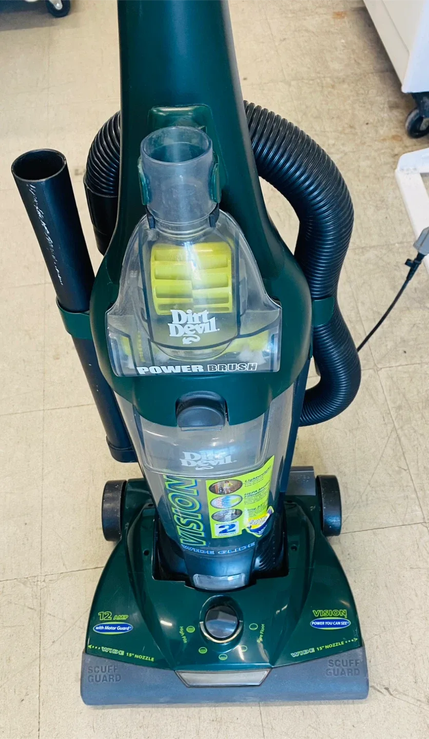 Dirt Devil Vacuum thumbnail