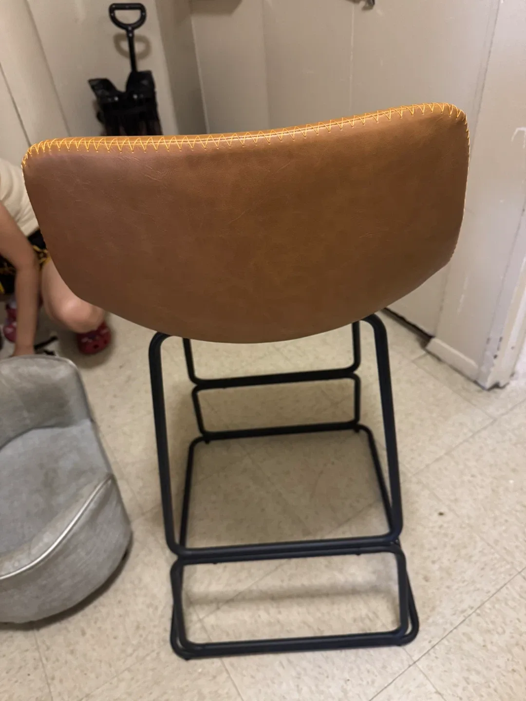 Brown Leather Bar Stool 2 pairs image indicator(2)