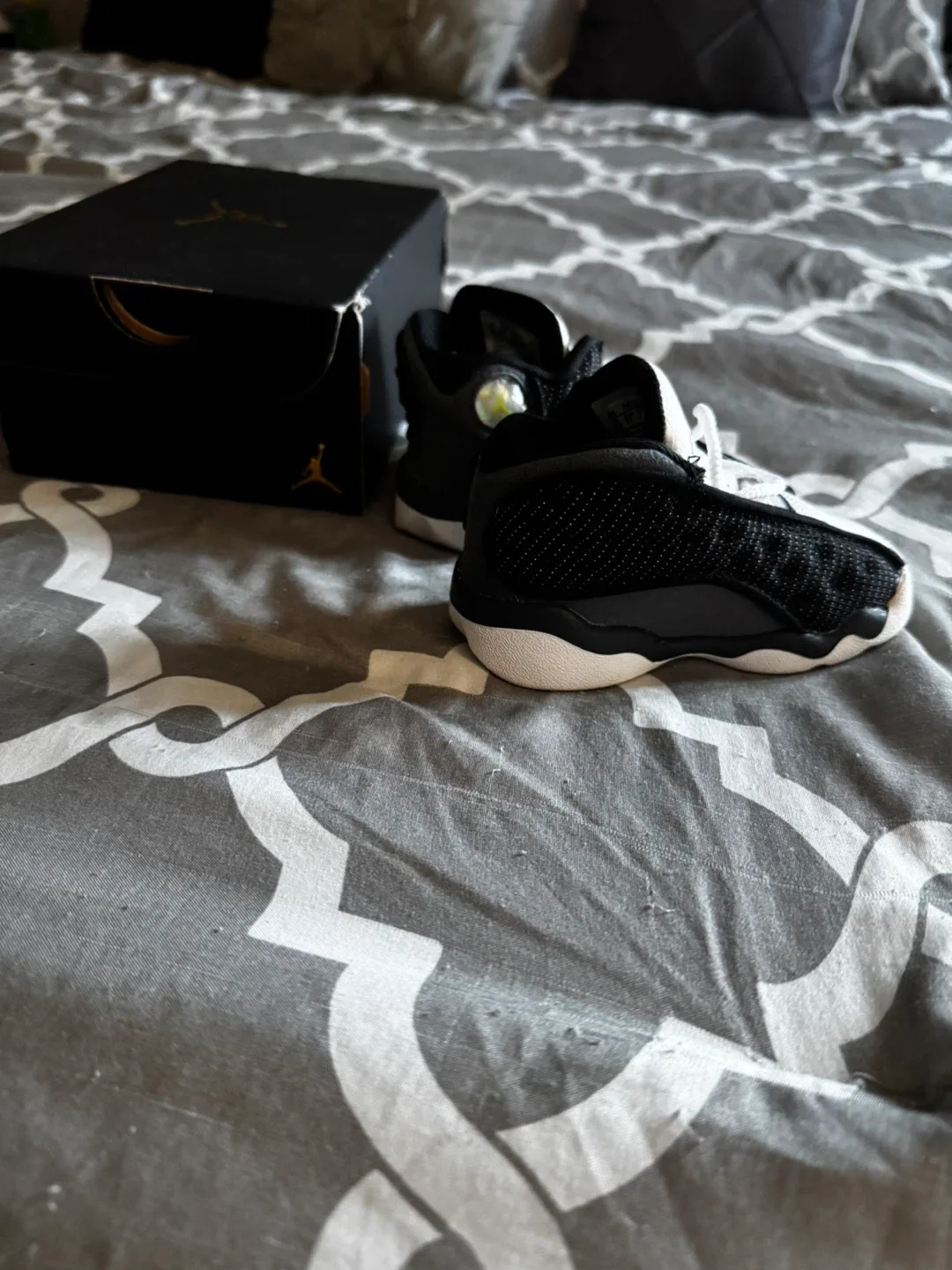 Jordan 13 Retro size 5C image indicator(2)