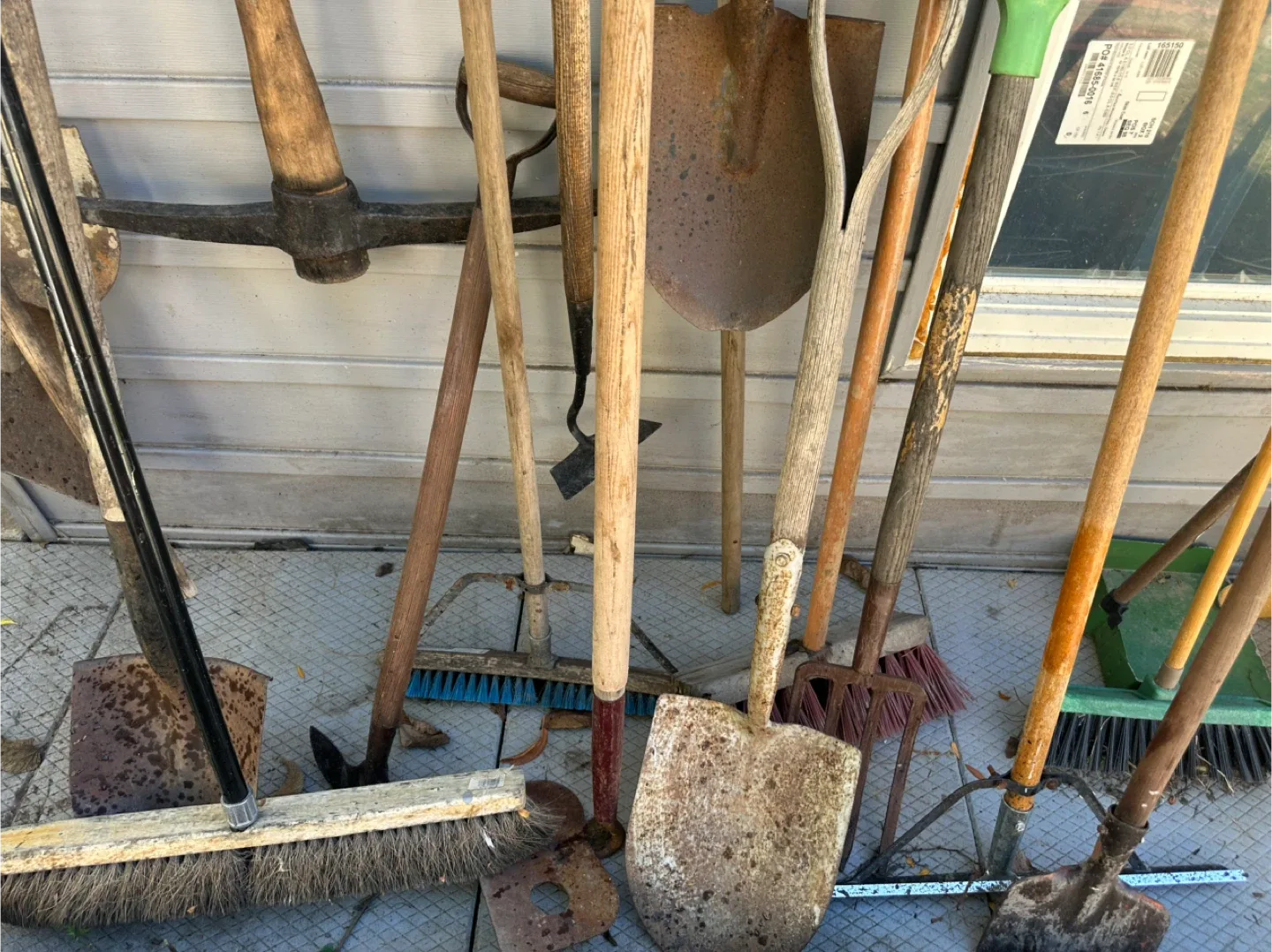 Used Garden Tools - Shovels, Rakes, Brushes15$each image indicator(2)