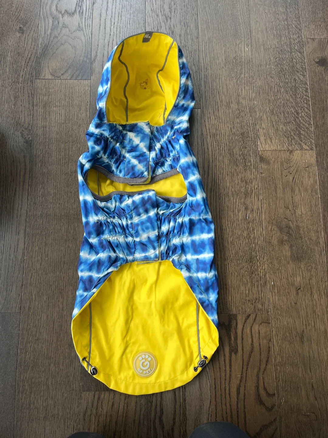 GF Pet Blue Tie Dye/Yellow Reversible Dog Raincoat thumbnail