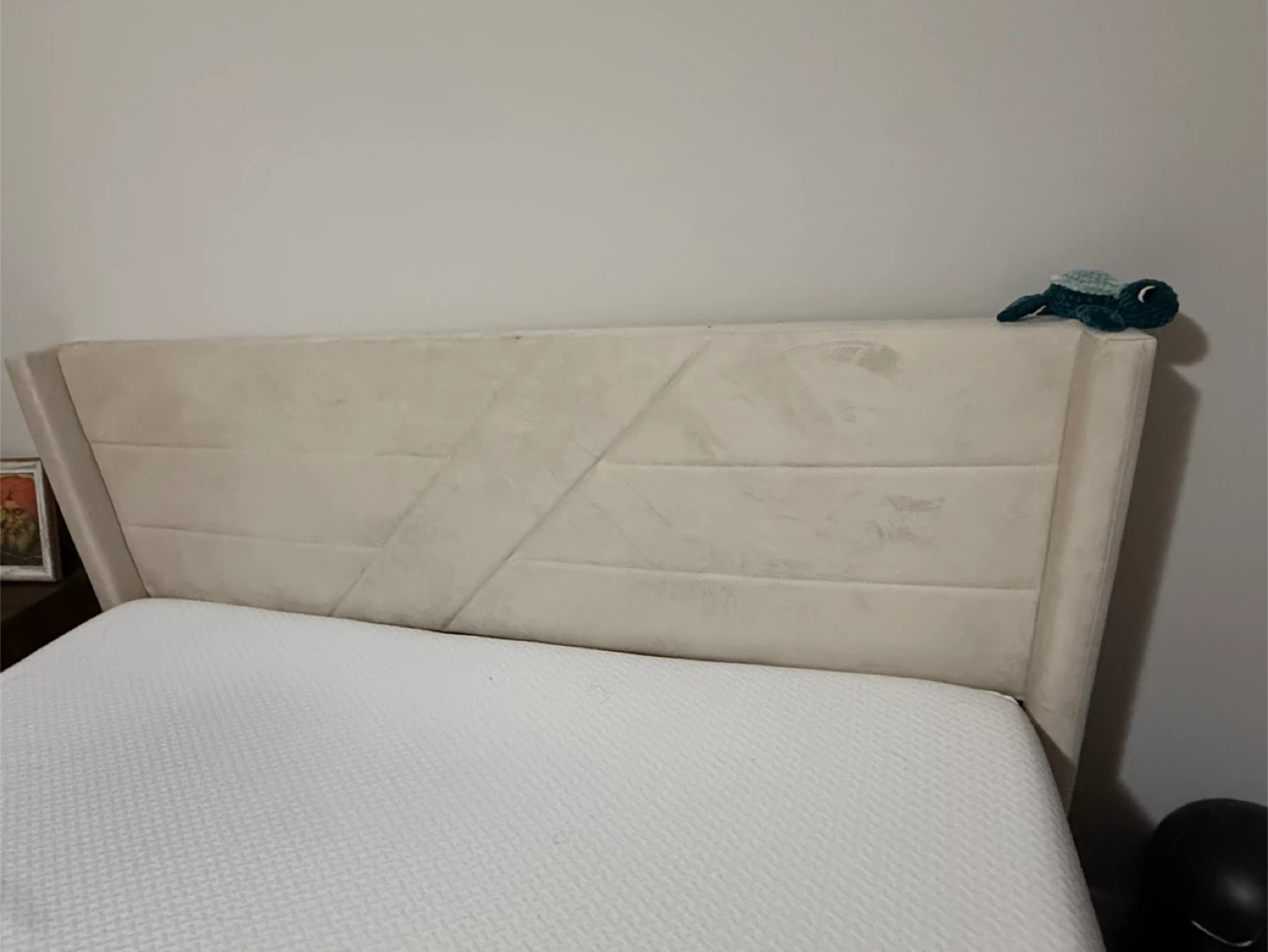 Queen Size Bed Frame - photo 2